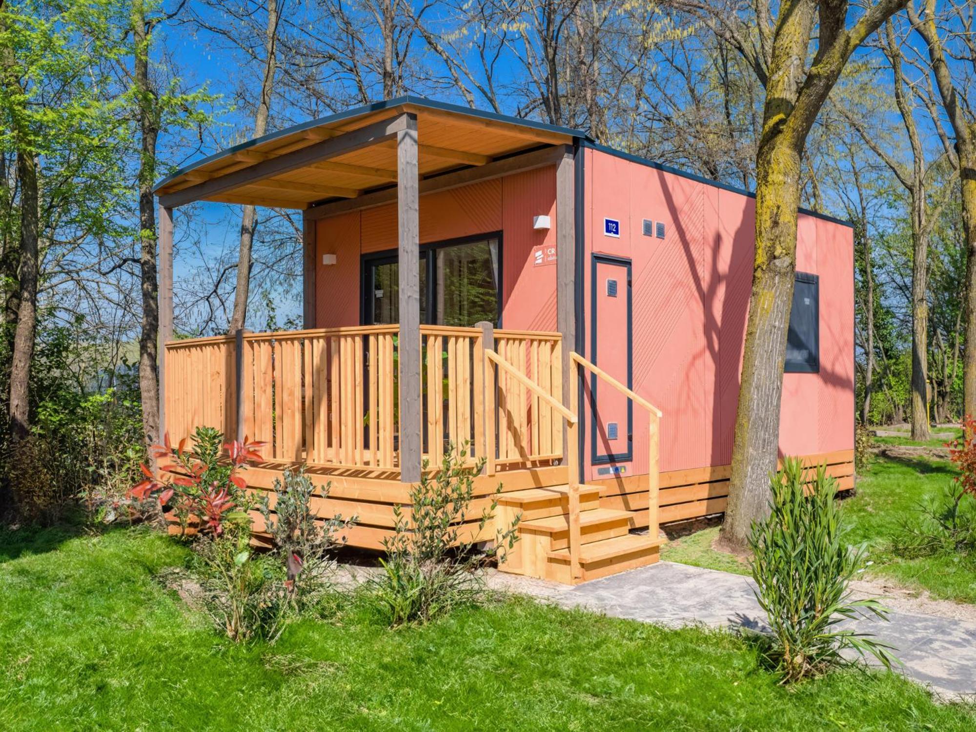 Mobile Home Executive double or twin pet allowed