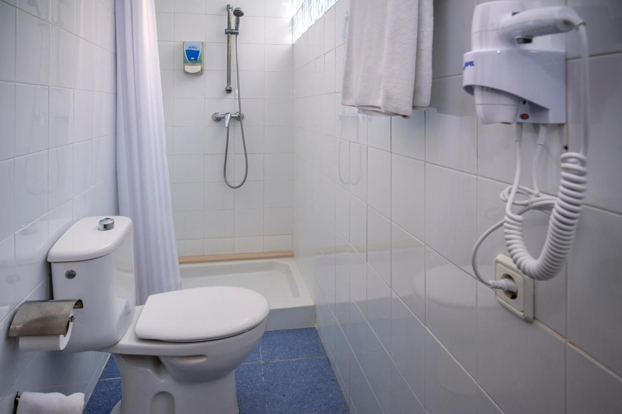 Budget Double or Twin Room,1773675333:JPEG