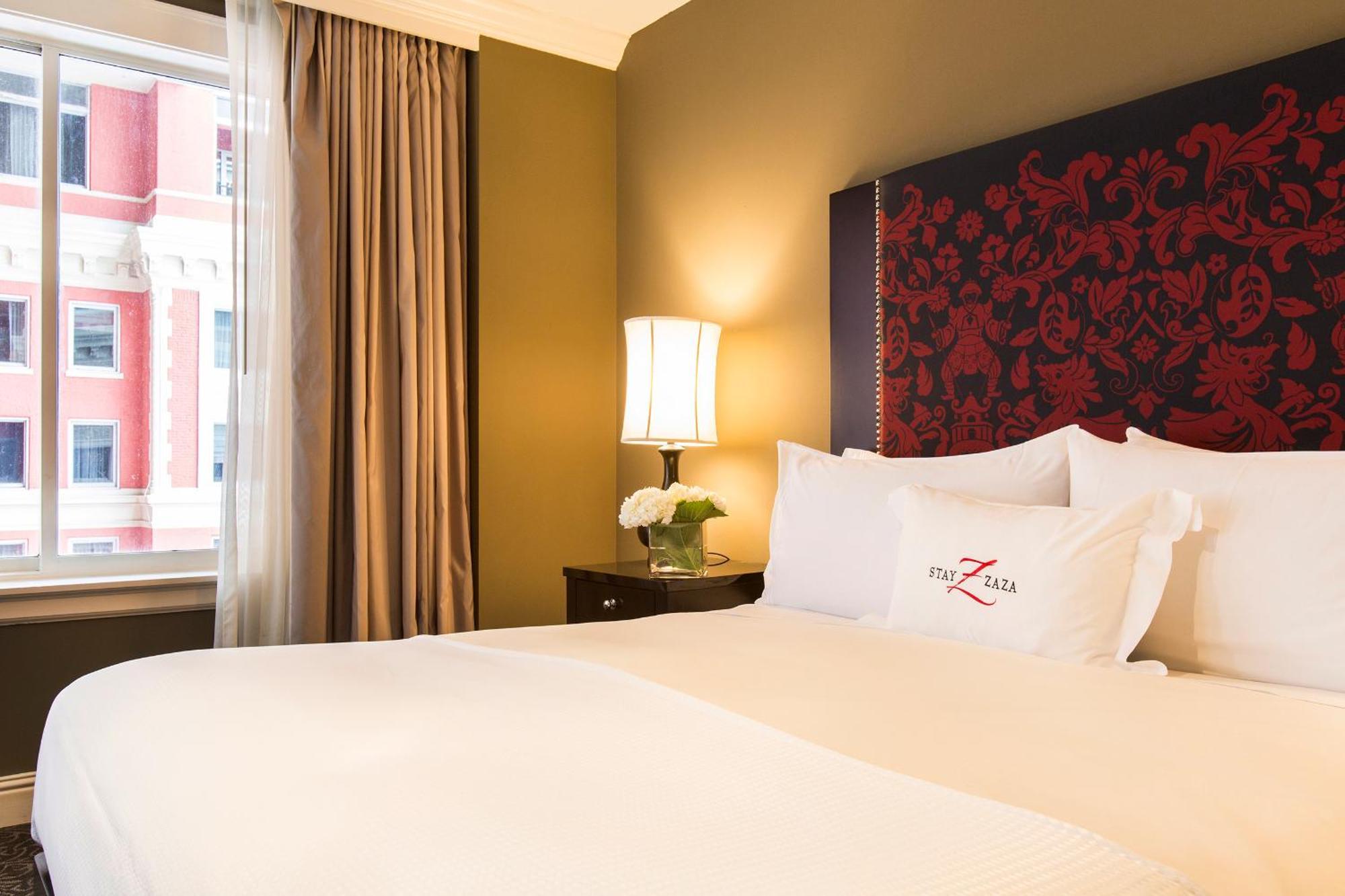 Standard Room 1 Queen Bed