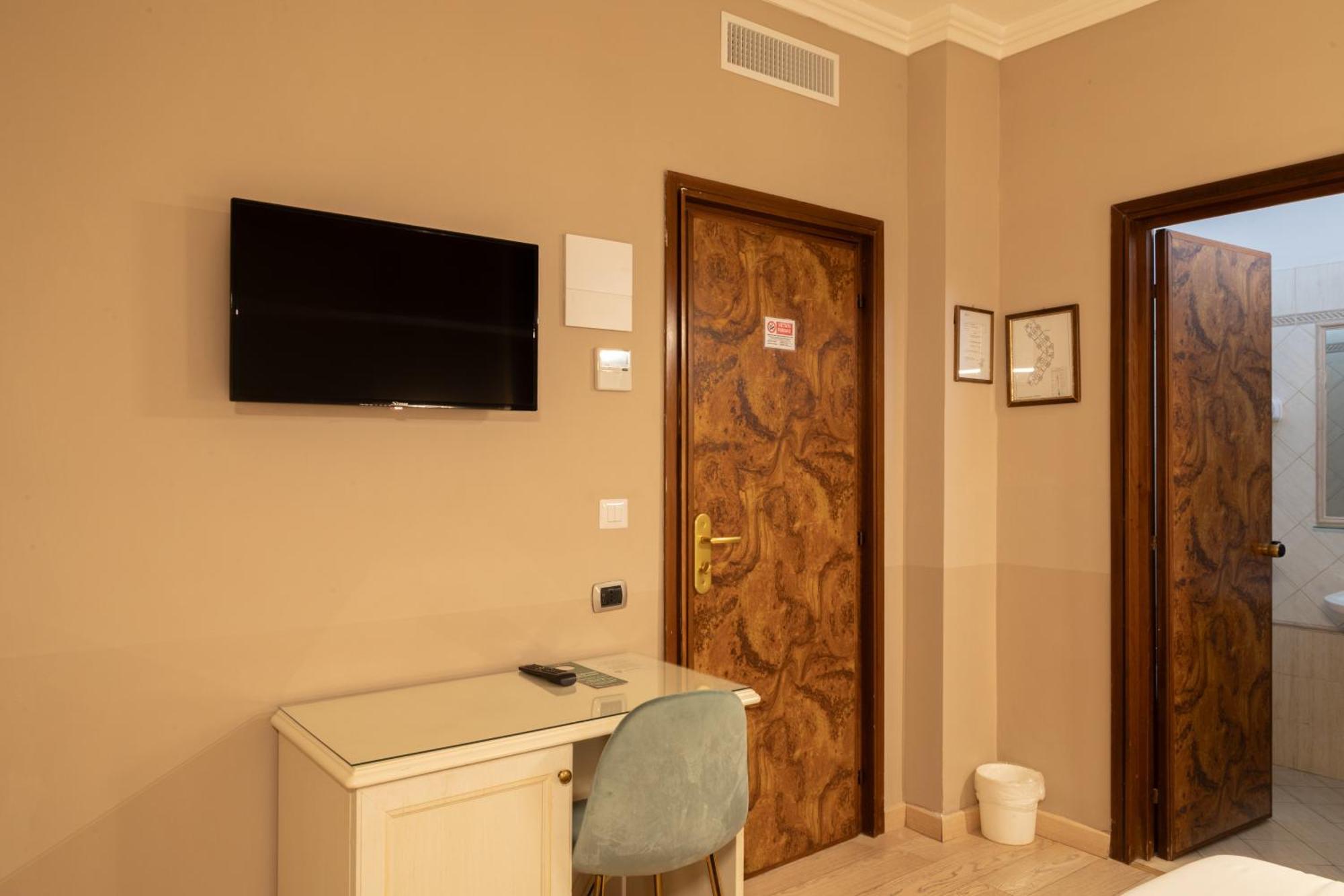 Single Room