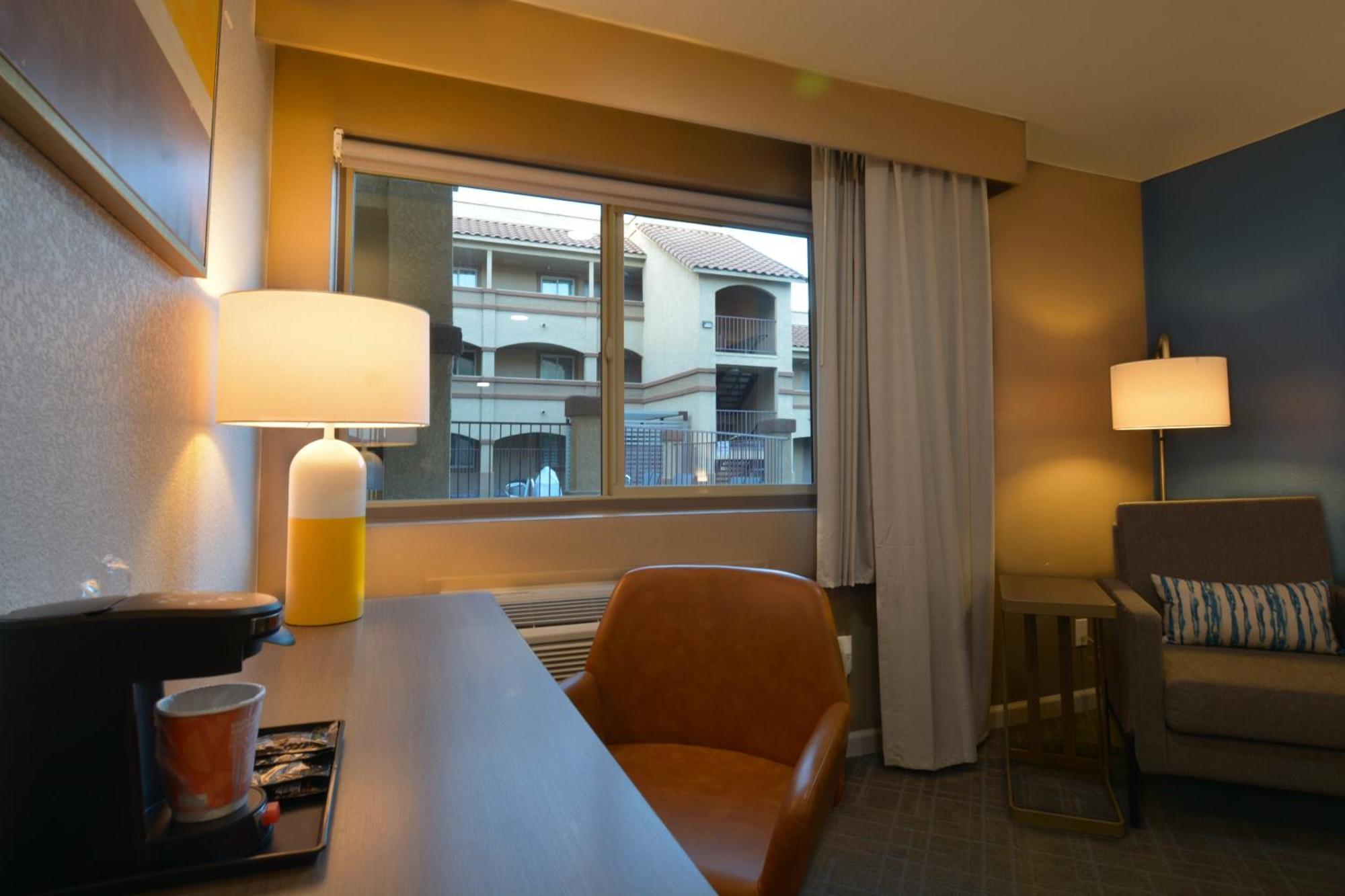Suite 1 King Bed Living Room Non Smoking