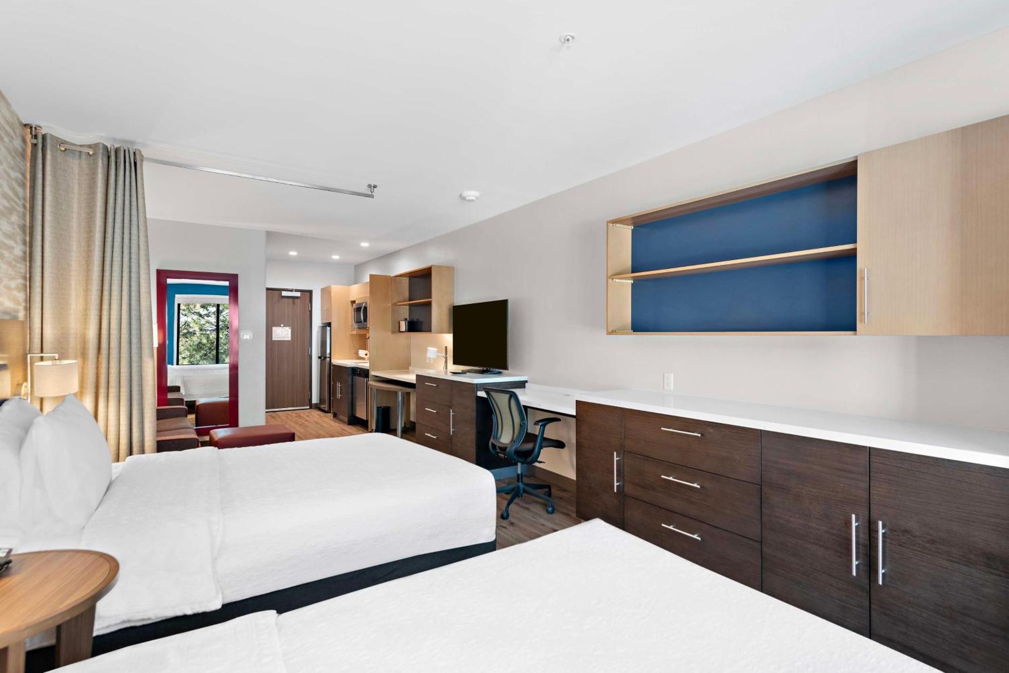 Studio Suite Two Queen Beds,1569853883:JPEG