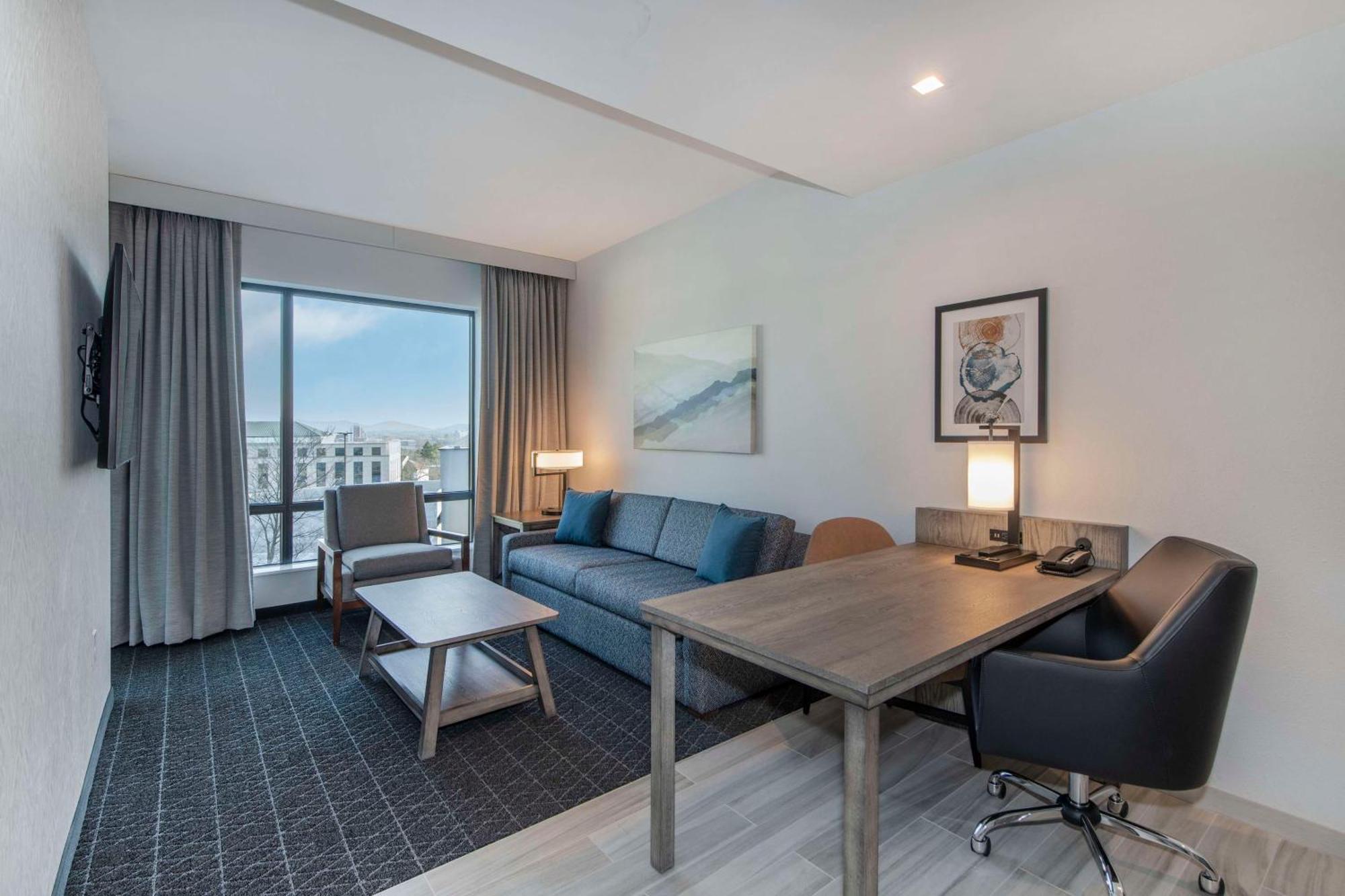 Two-Room King Suite