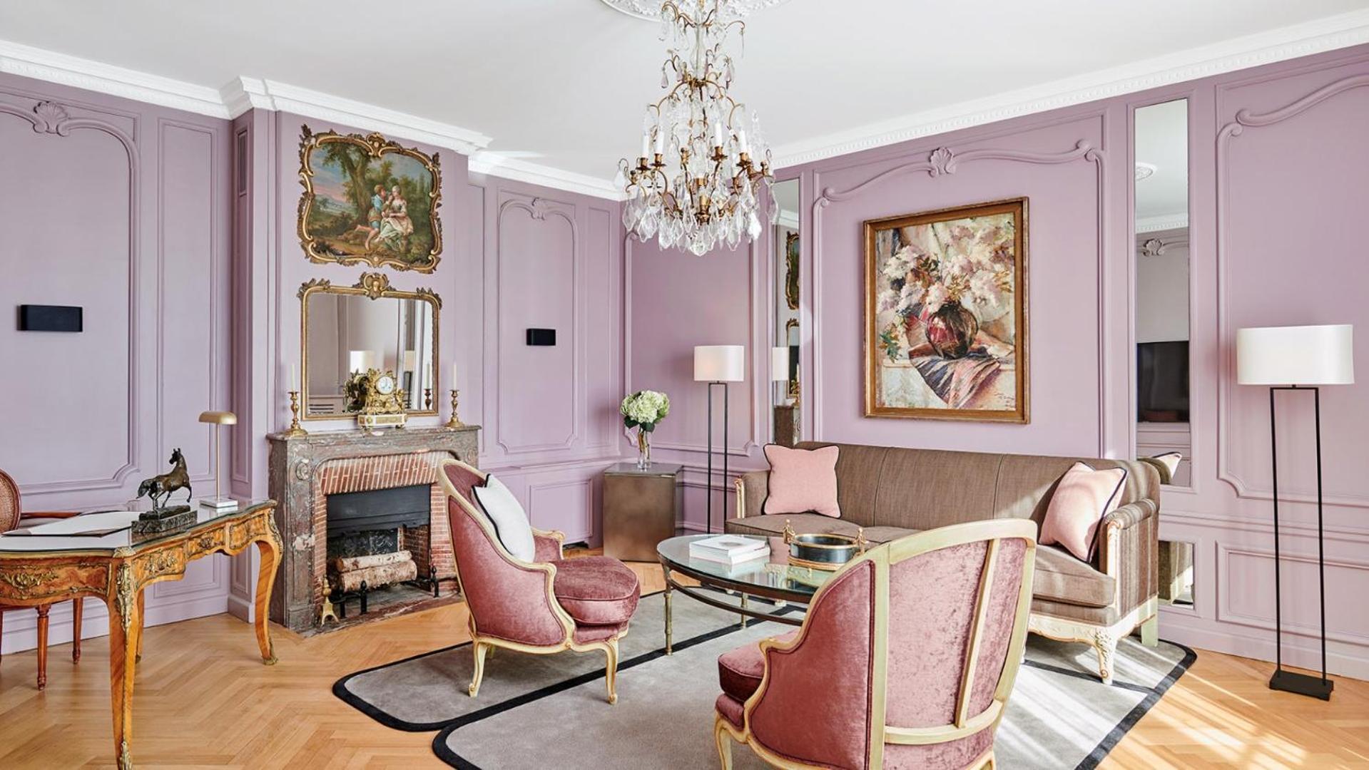 Signature Suite