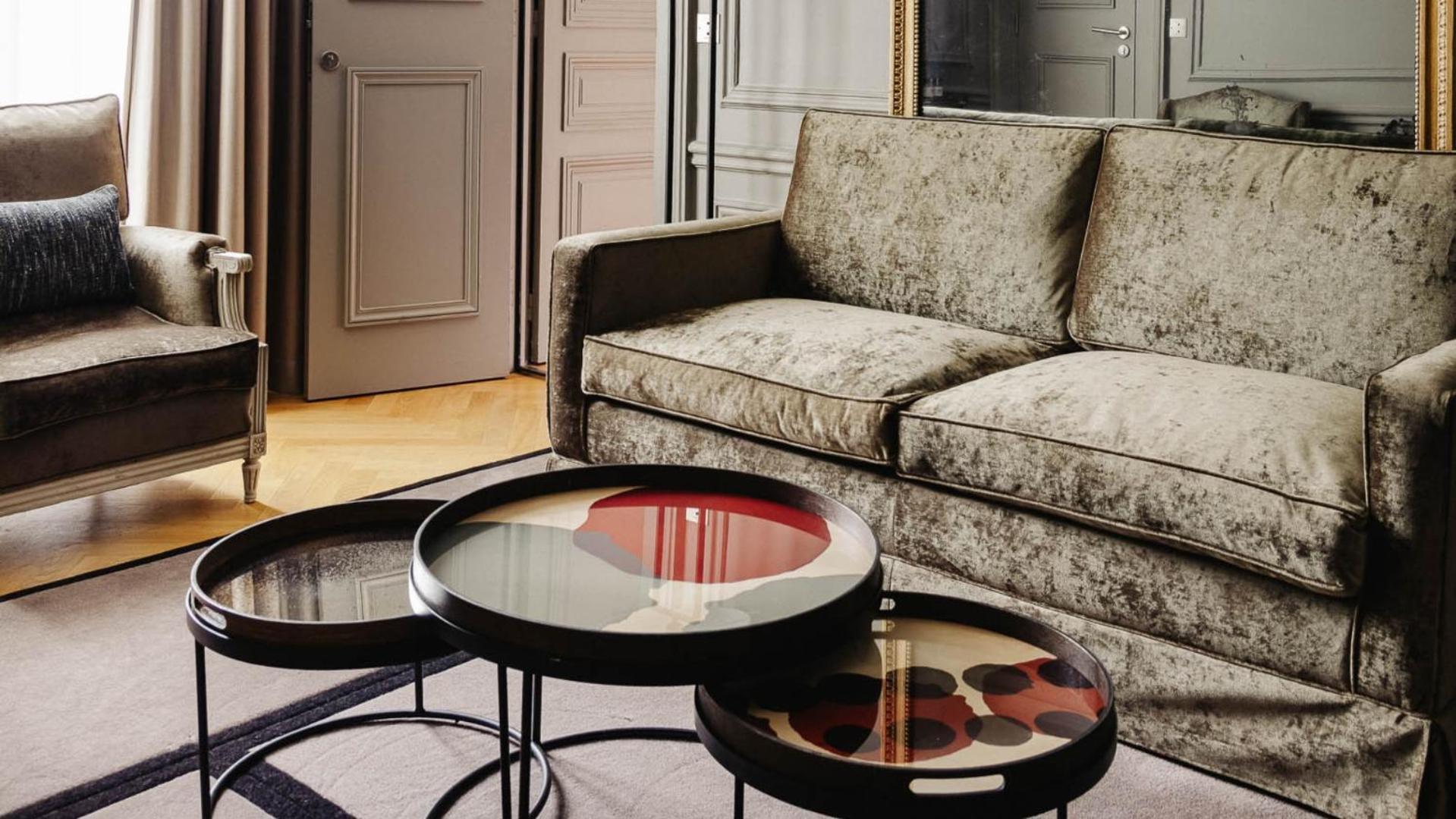 Signature Suite