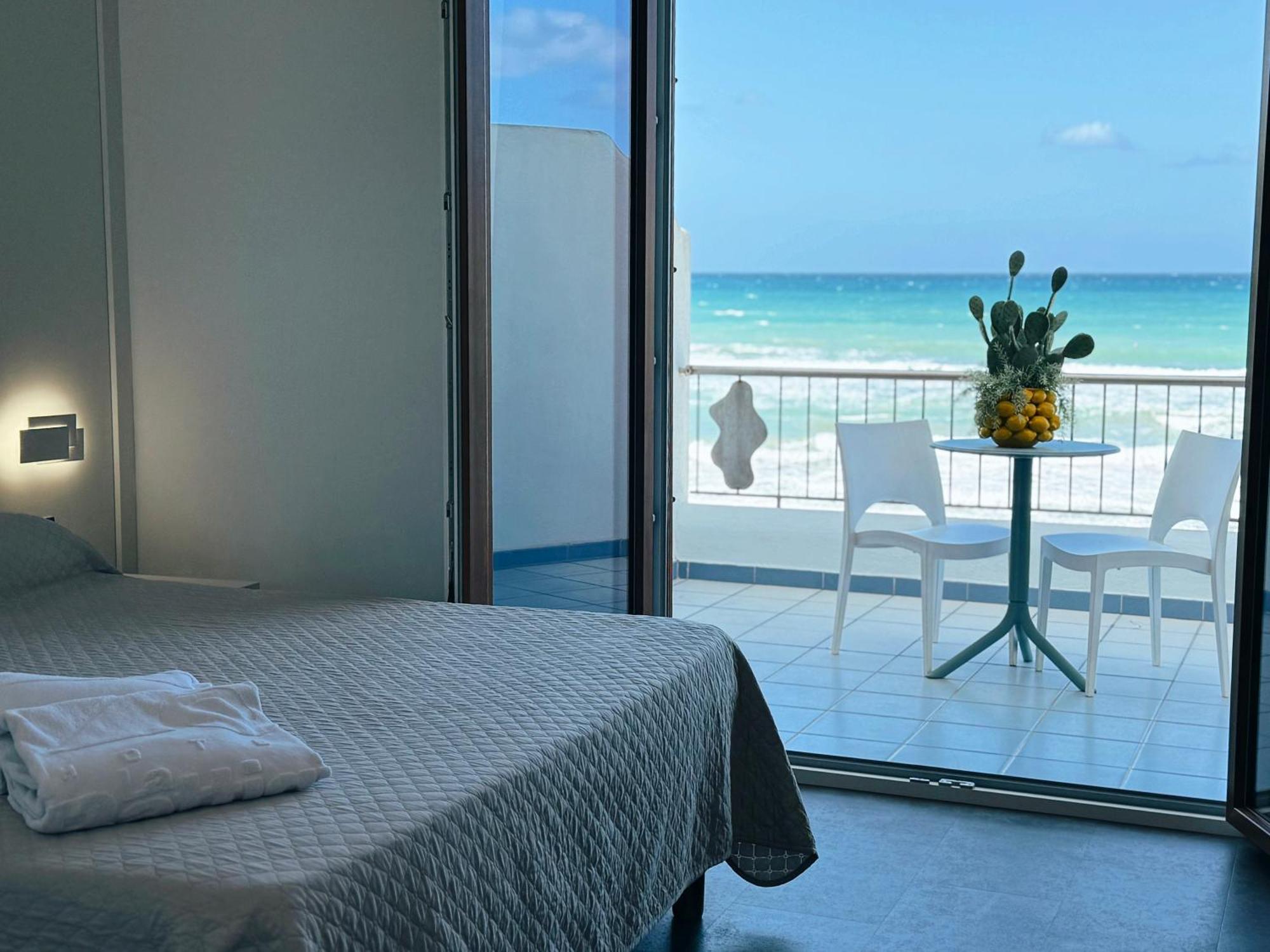 Deluxe Double Room Terrace Sea View