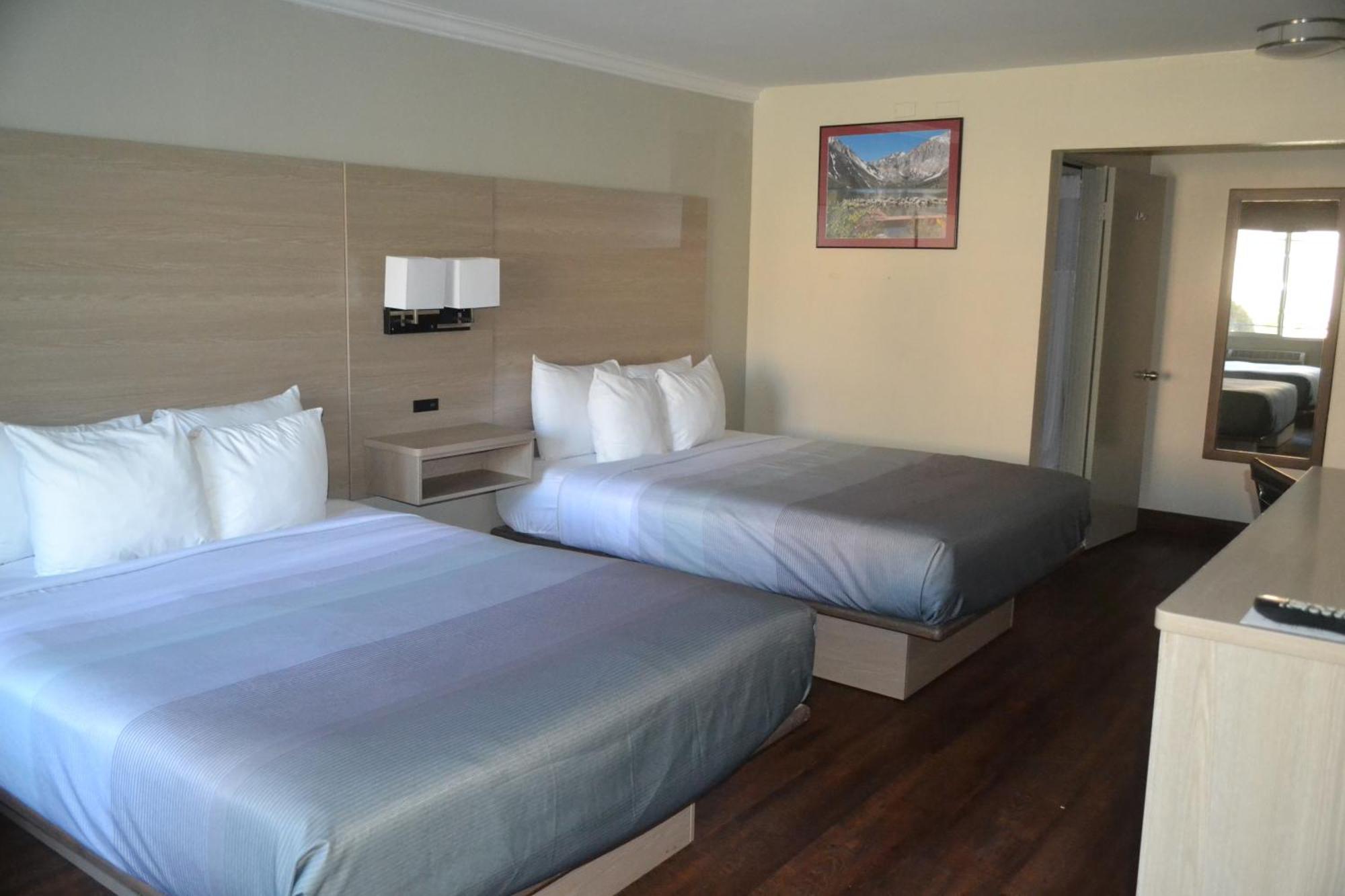 Quadruple Room Two Queen Beds Non Smoking