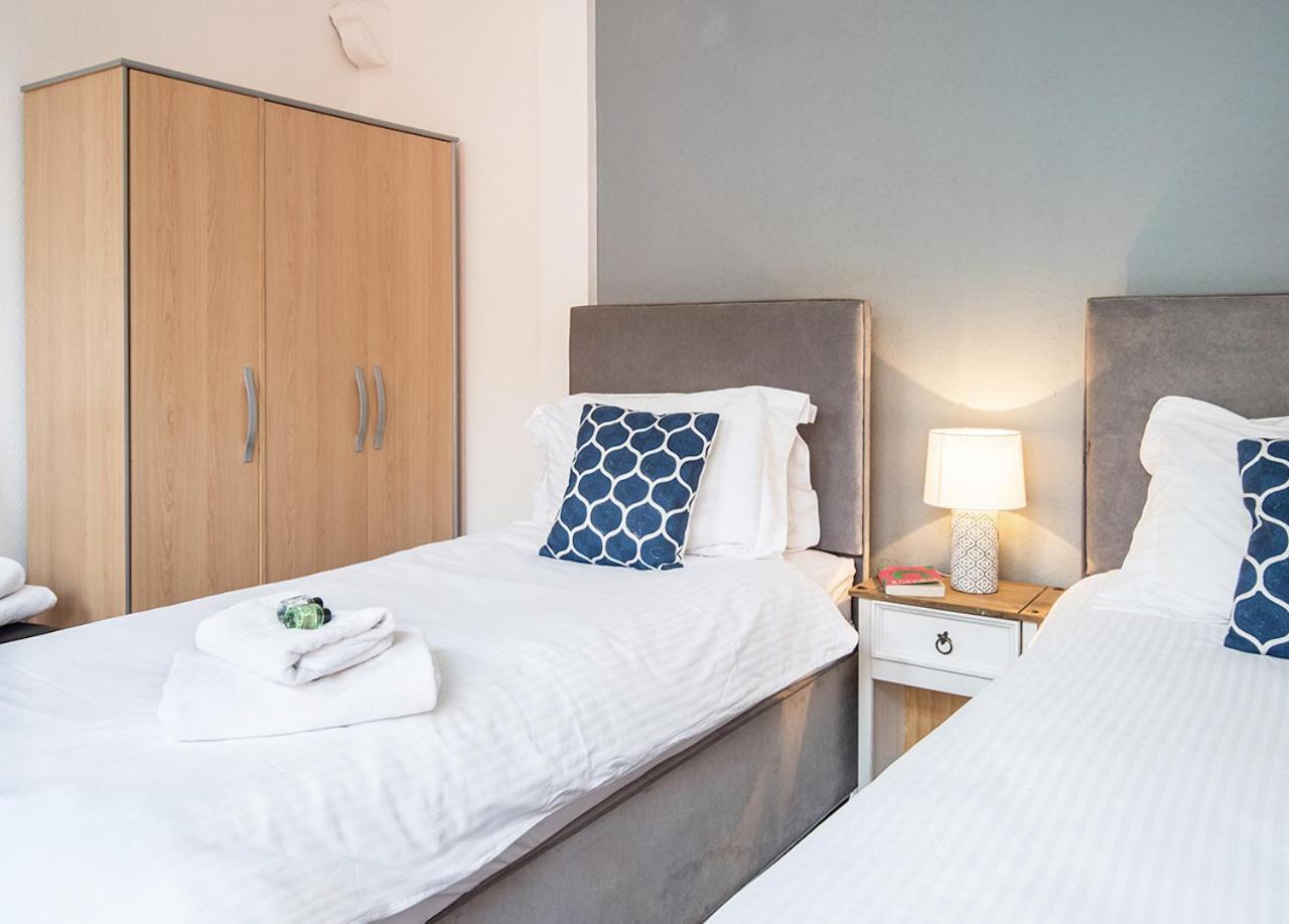 Economy Twin Room