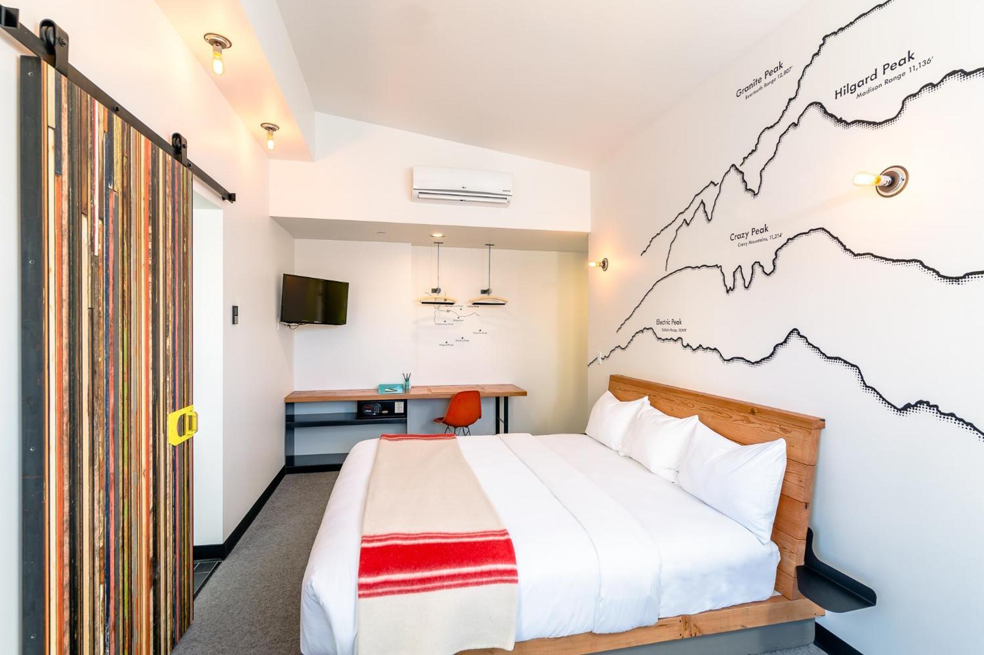 Deluxe Single Room