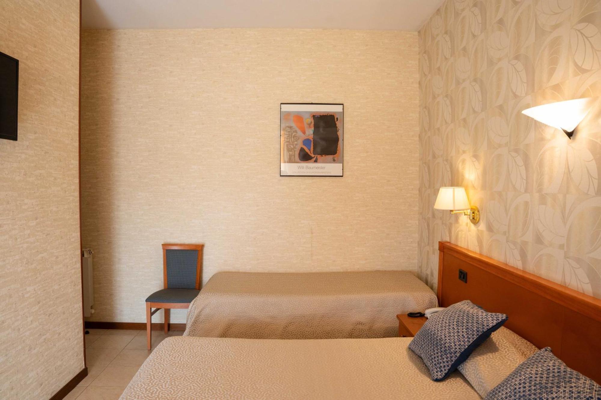 Deluxe Double or Twin Room Balcony Sea View