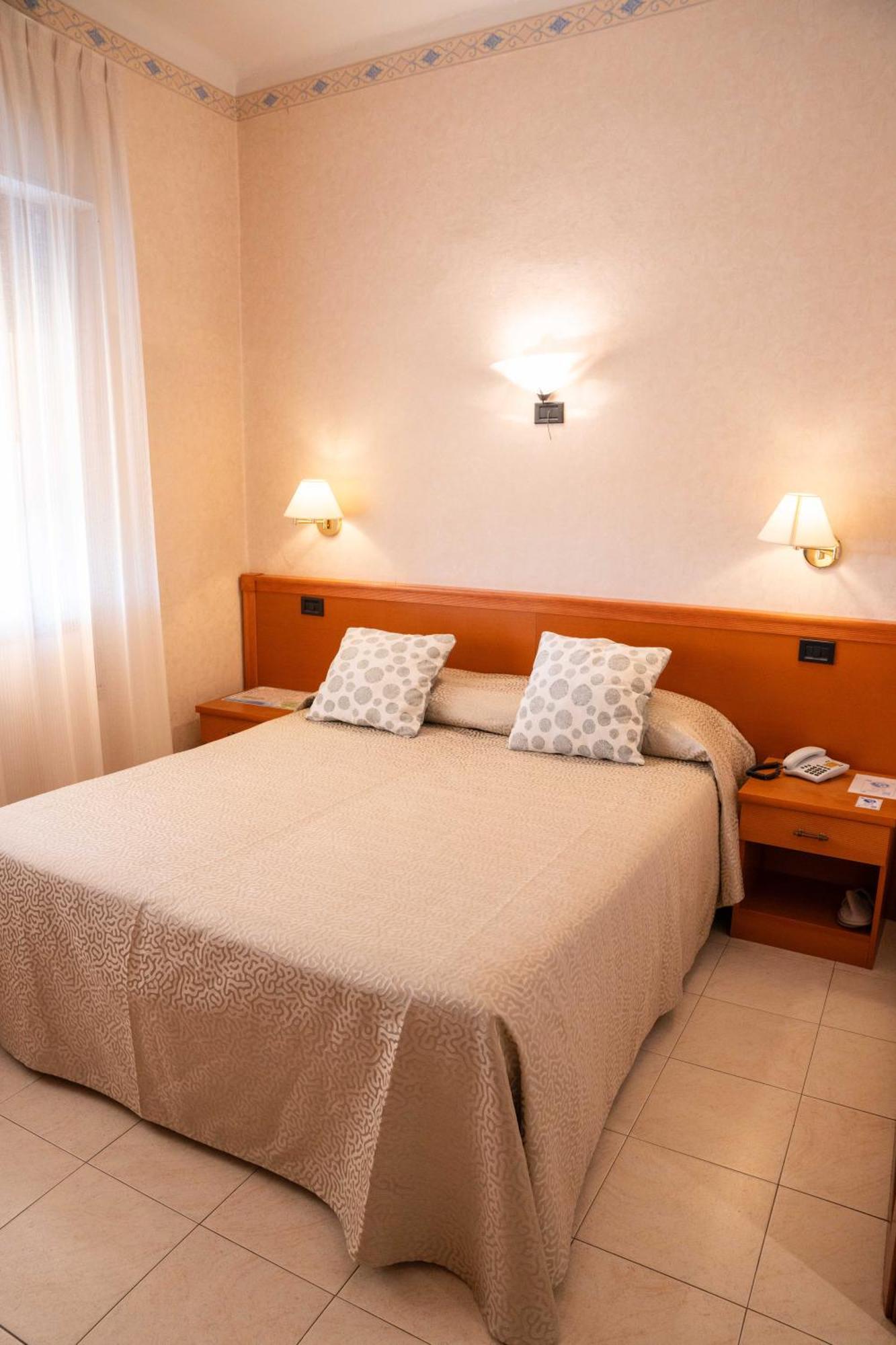 Superior Double or Twin Room Sea View
