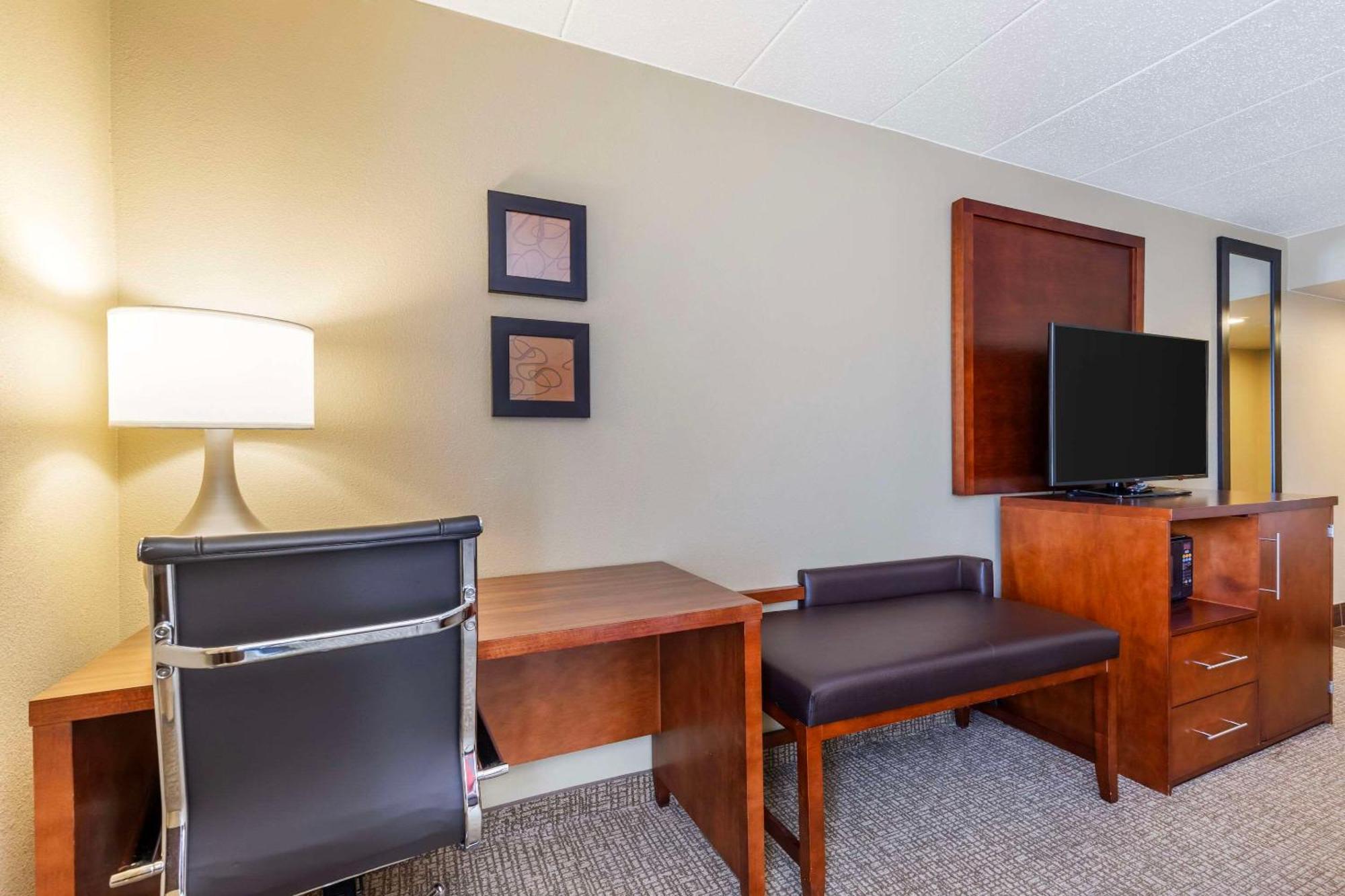 Double Room Two Double Beds Non-Smoking