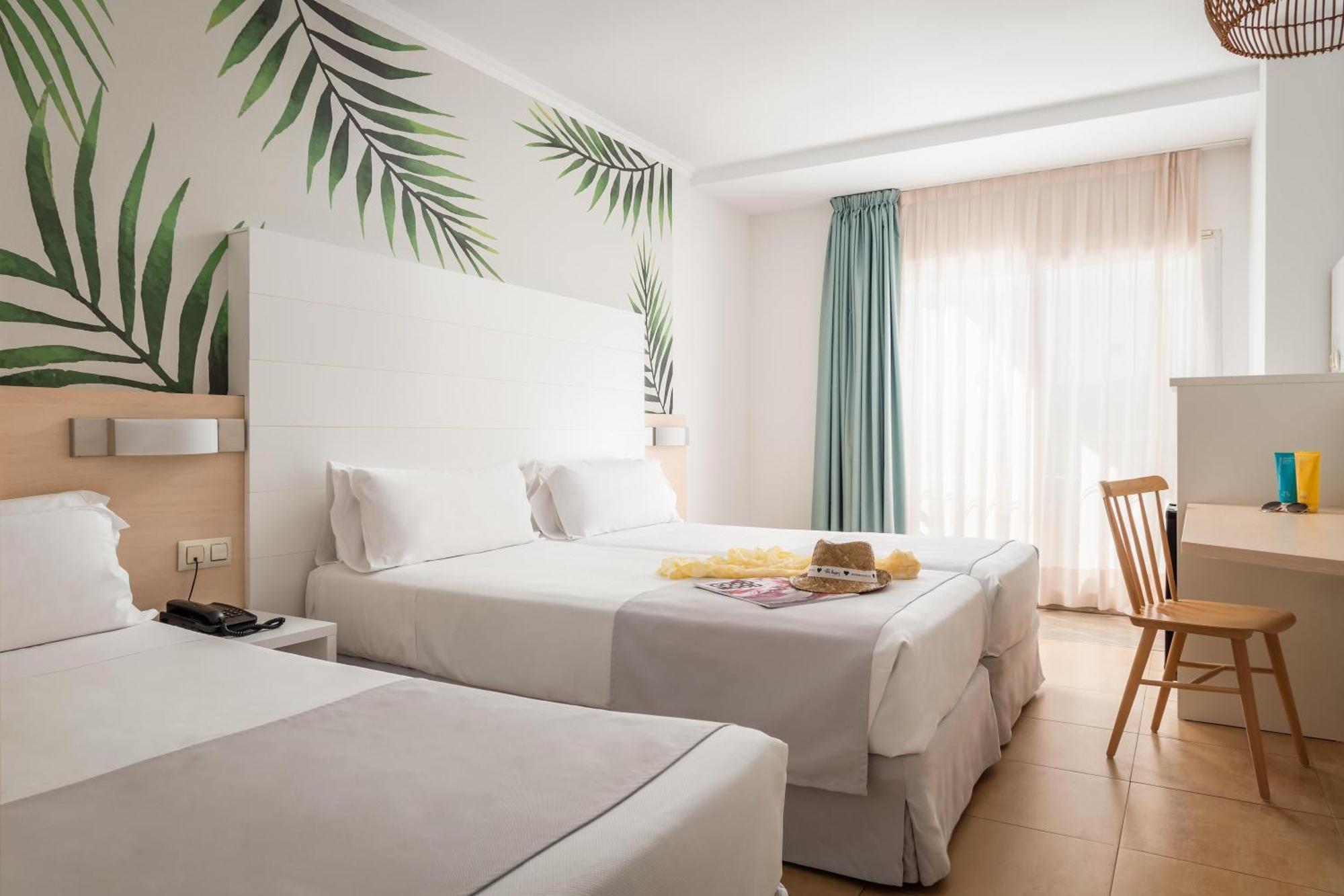 Triple Room Balcony