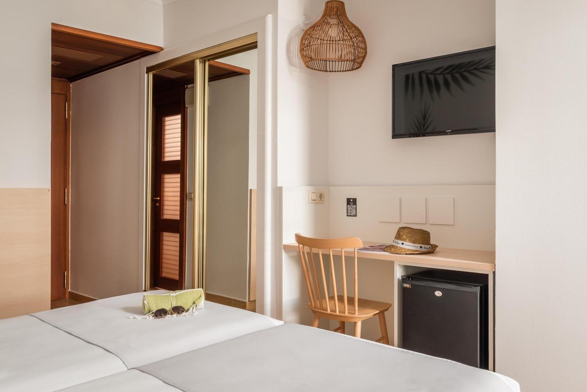 Double or Twin room balcony