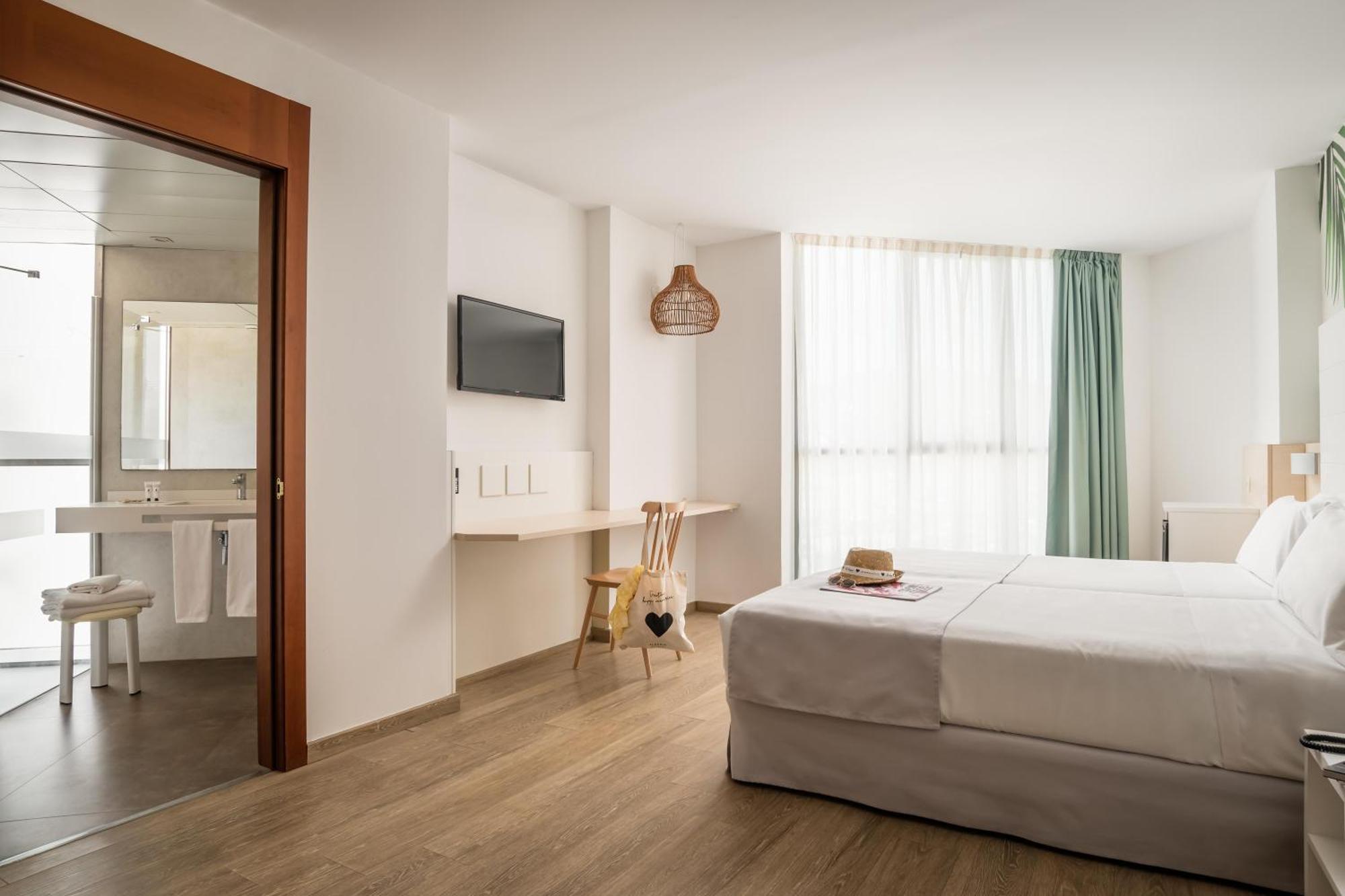 Double or Twin room balcony