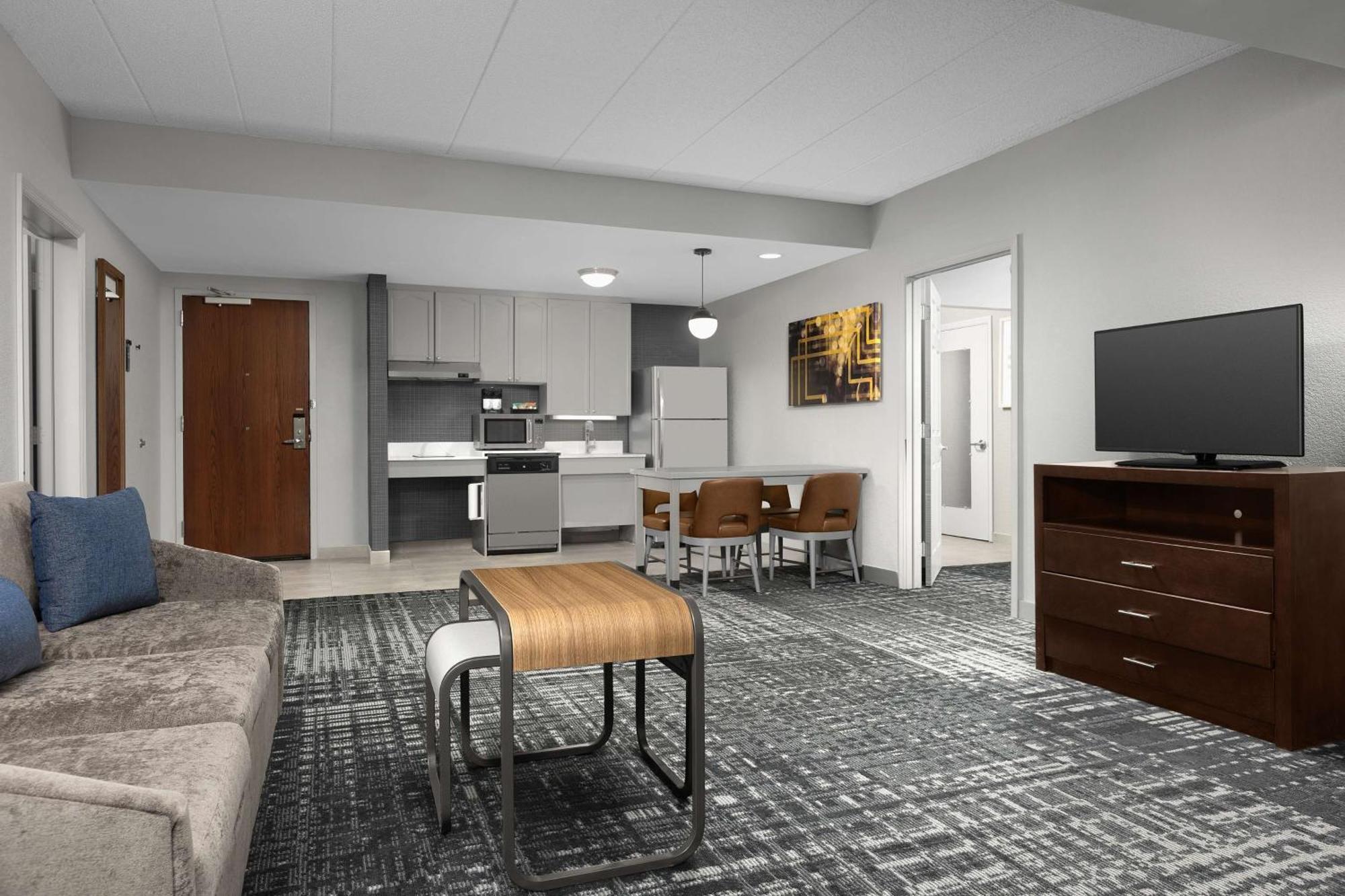 Two-Bedroom Suite