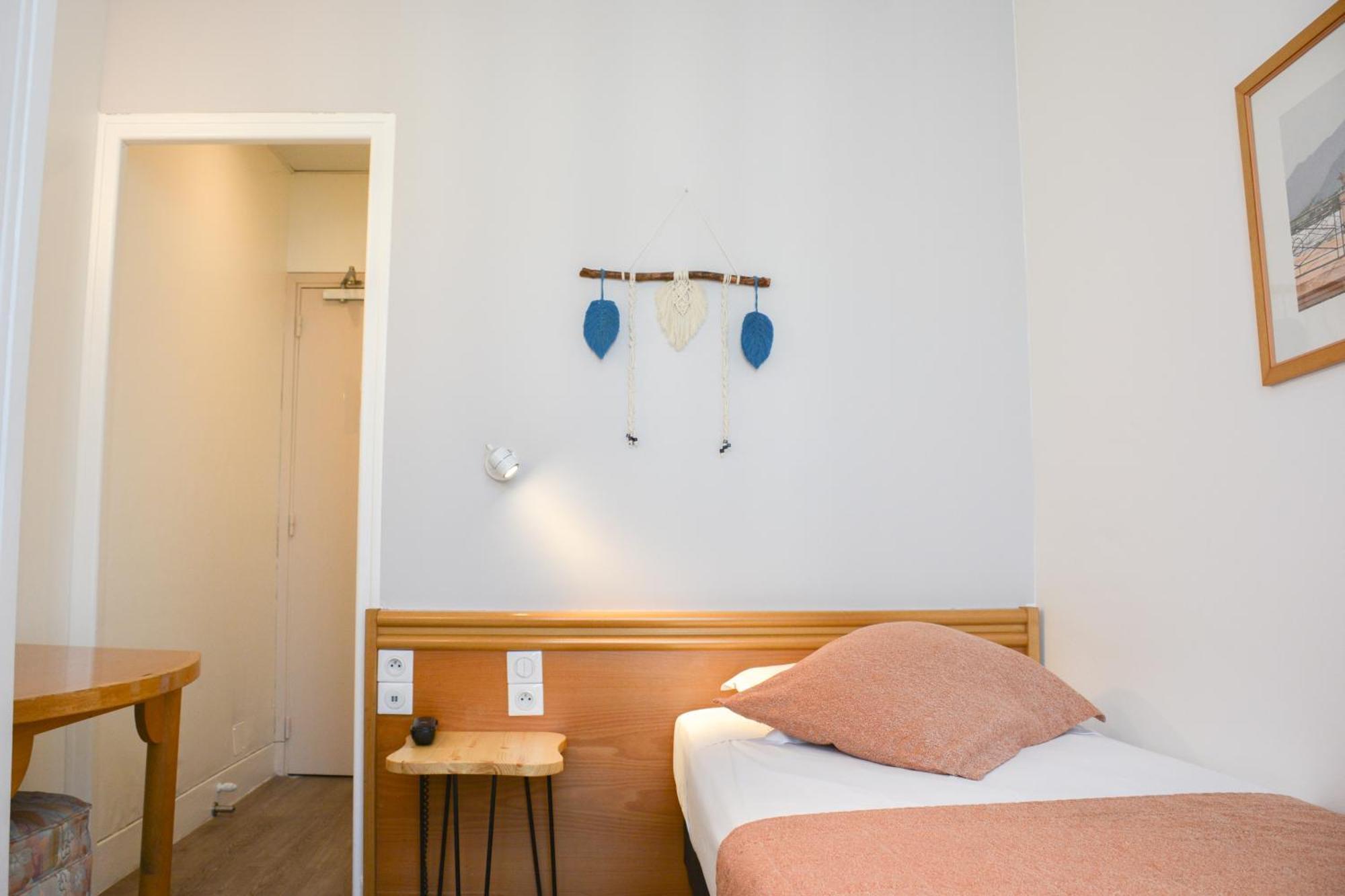 Economy Single Room