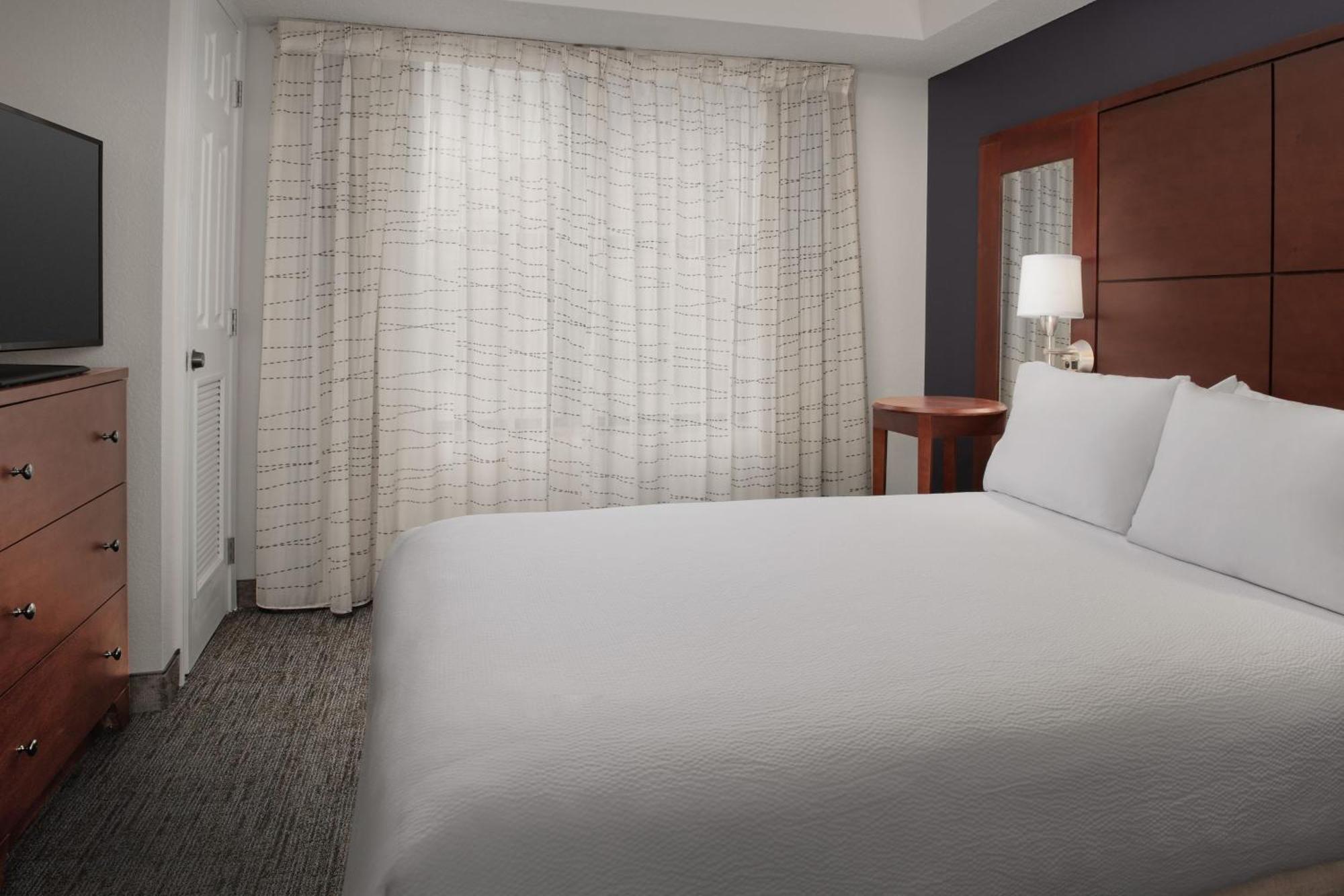One-Bedroom Suite Sofa Bed