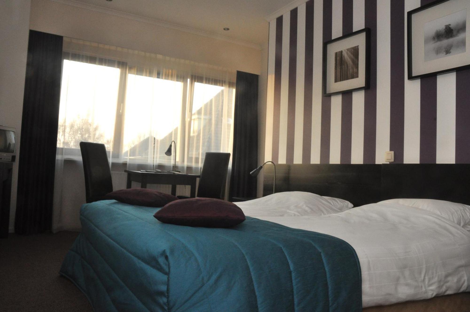 Standard Twin Room,215855591:JPEG