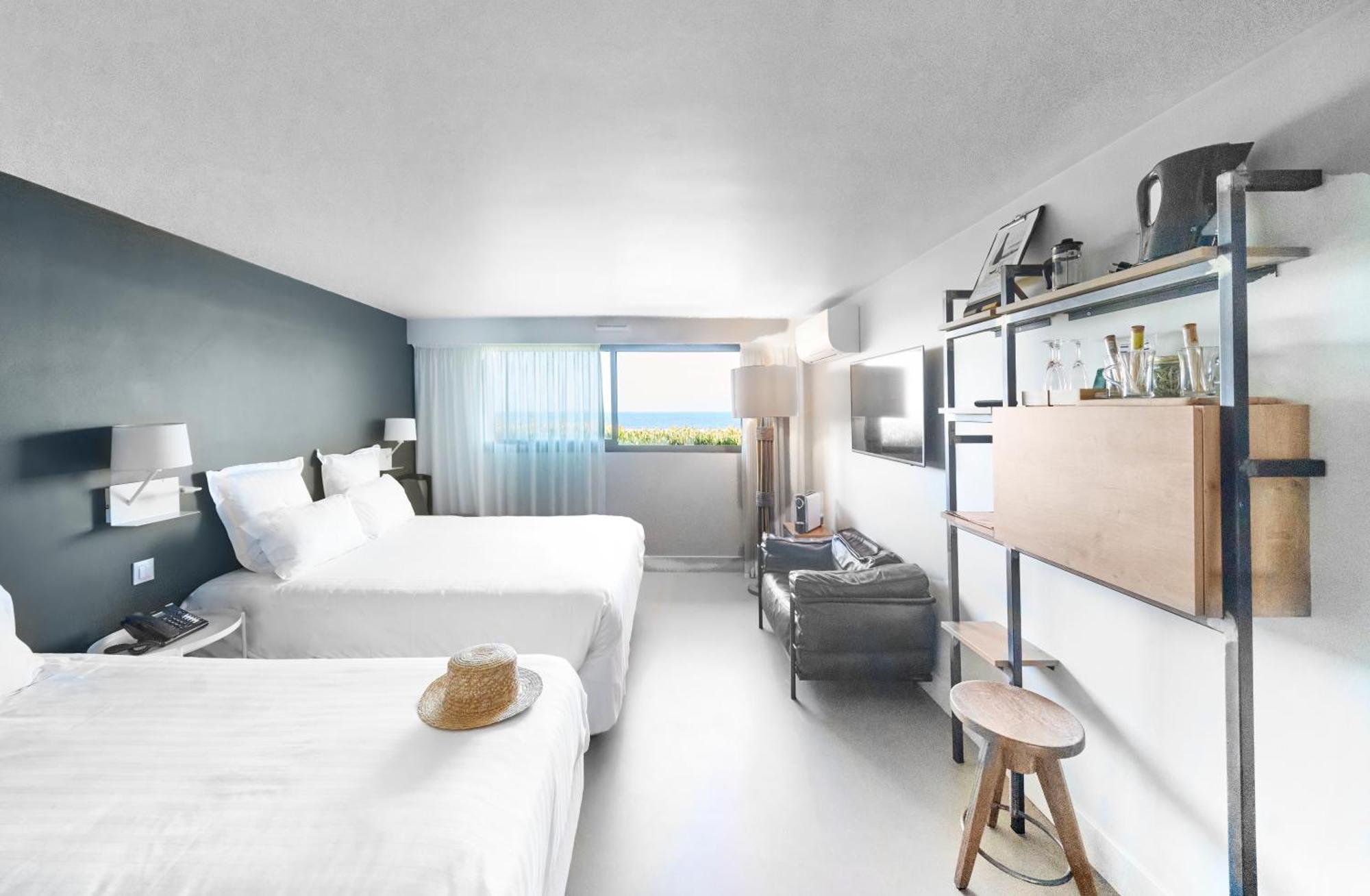 Triple Room Sea View