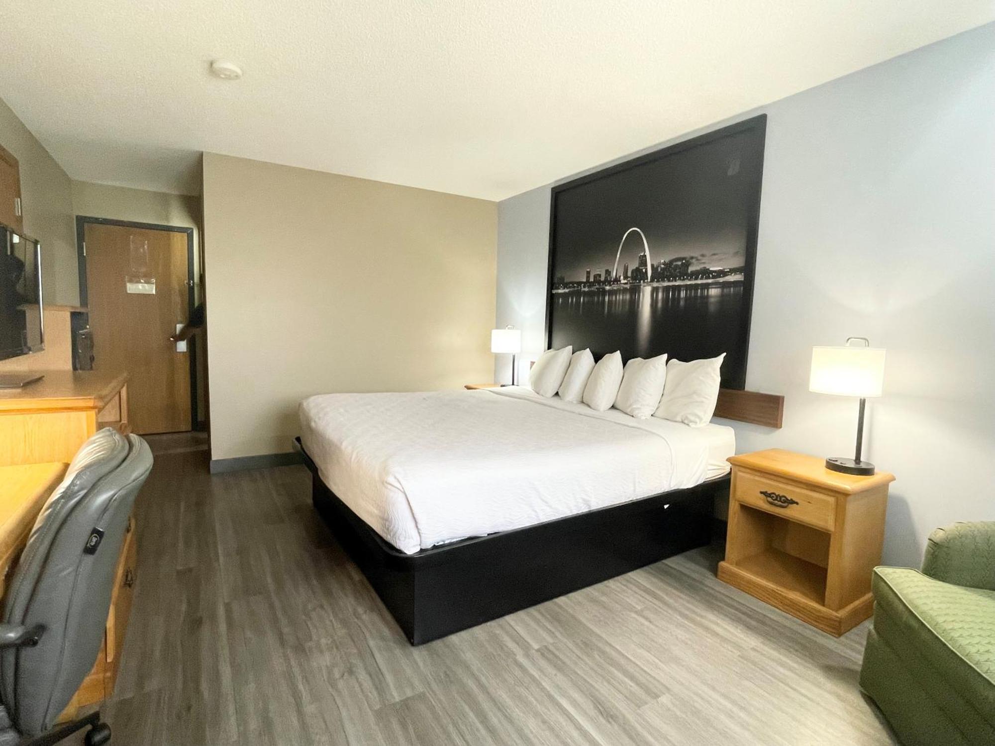 King Room - Non-Smoking