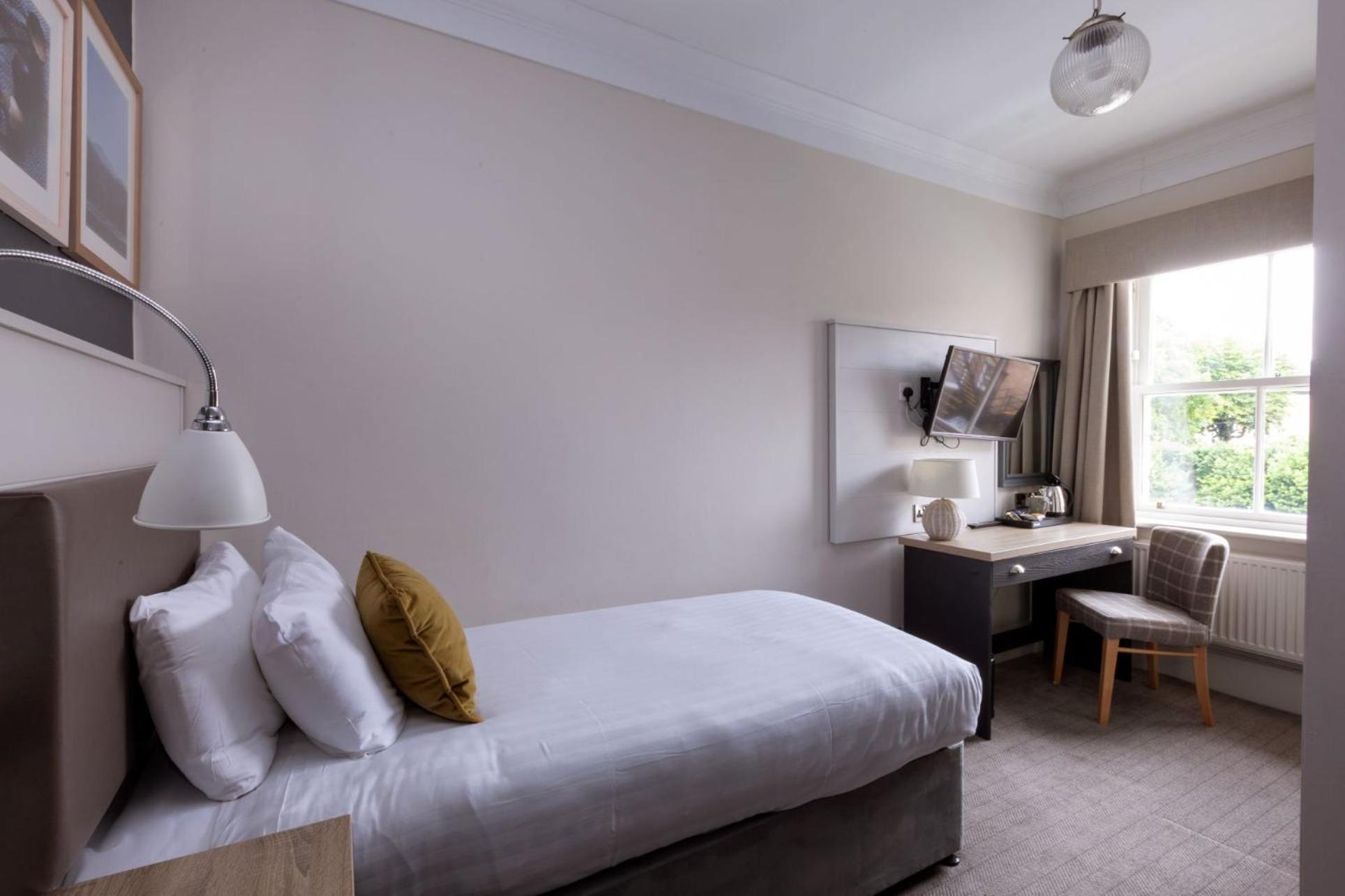 Cosy Single Room