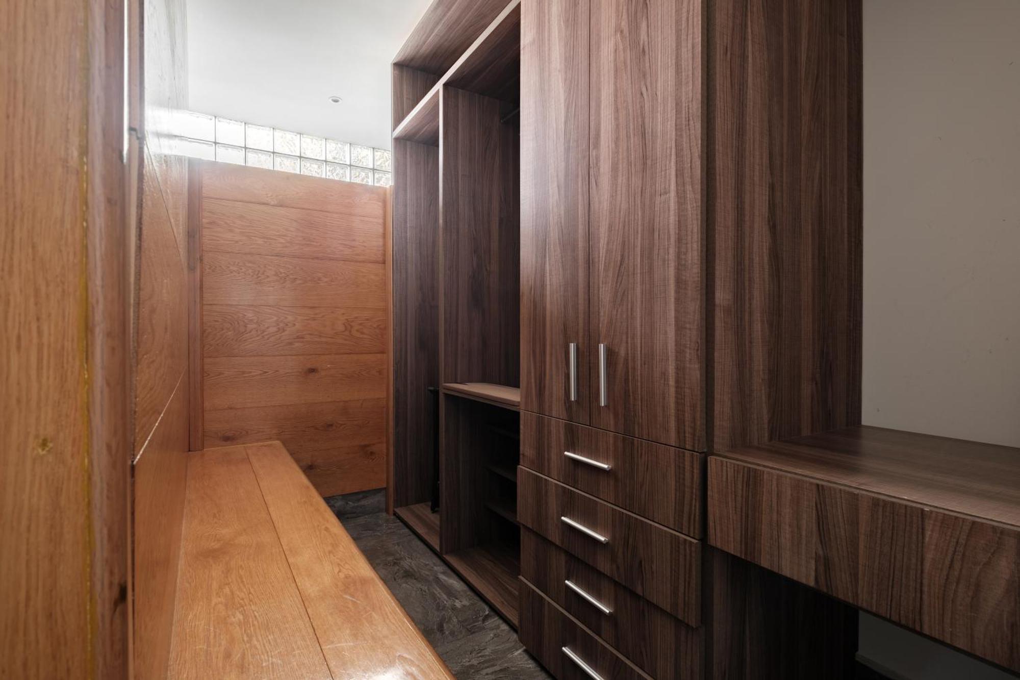 Master Executive Suite