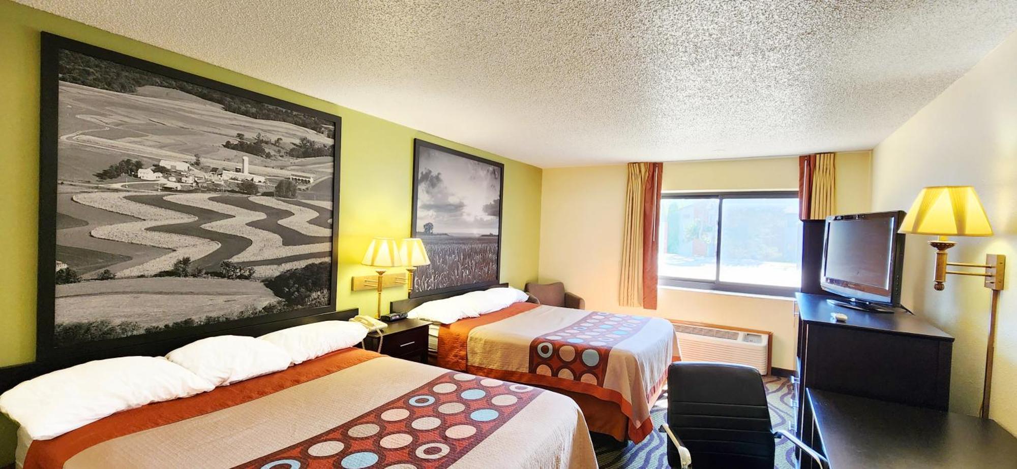 Queen Room Two Queen Beds Non-Smoking