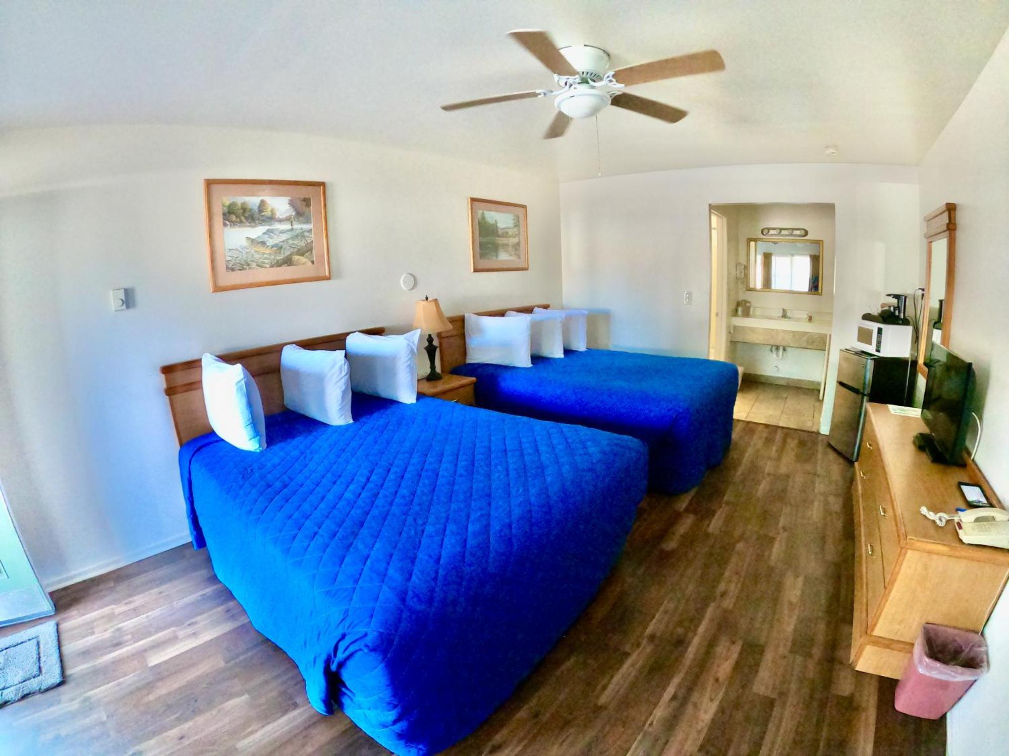Deluxe Queen Room Two Queen Beds NOT Pet Friendly