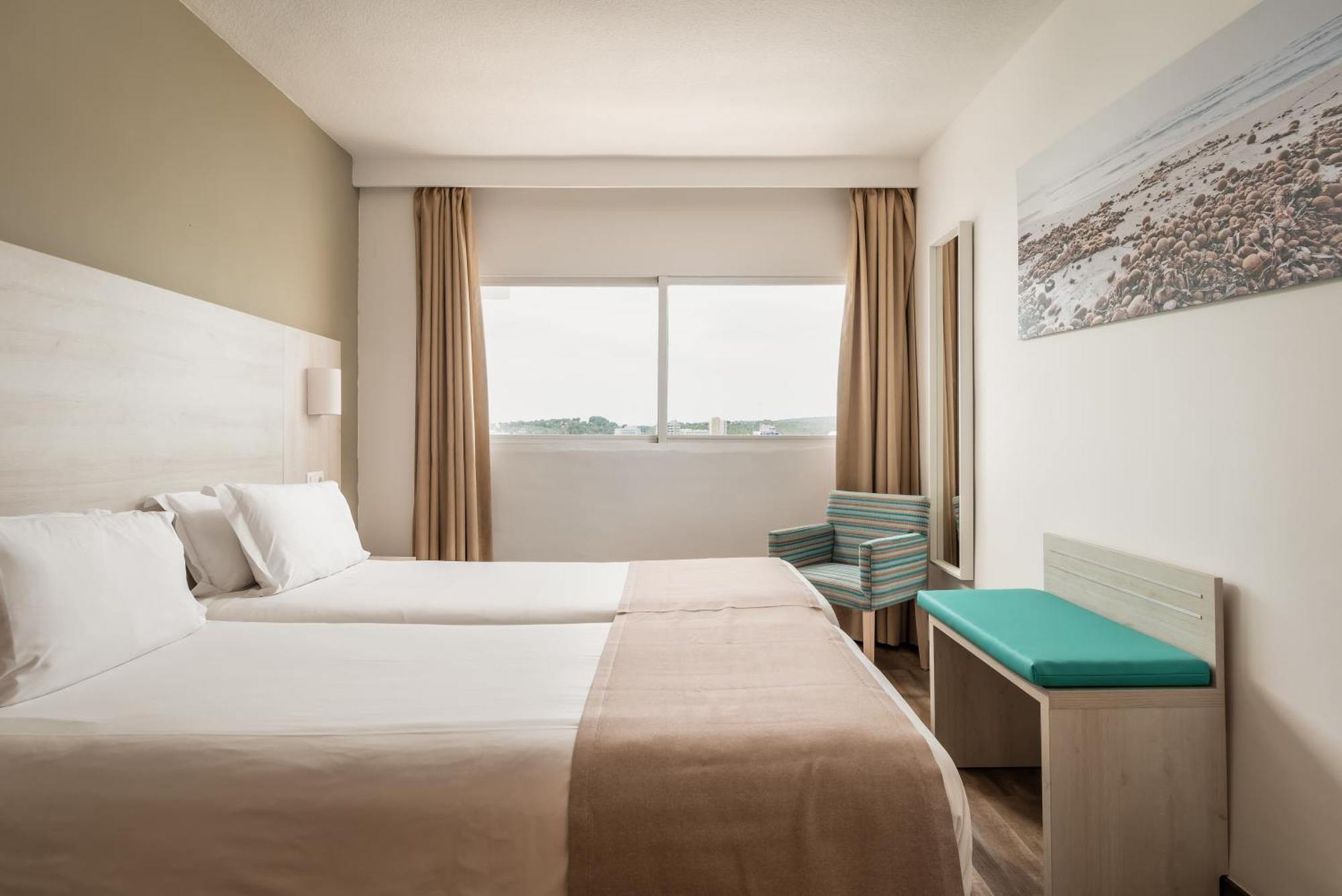 Premium One-Bedroom Apartment Sea View