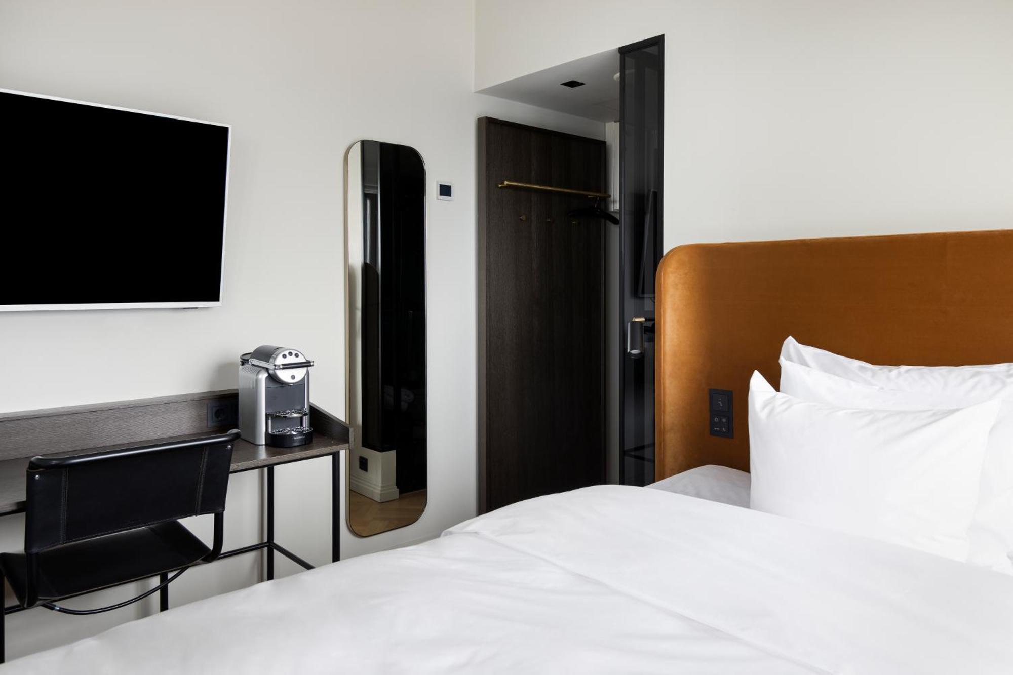 Superior Single Room