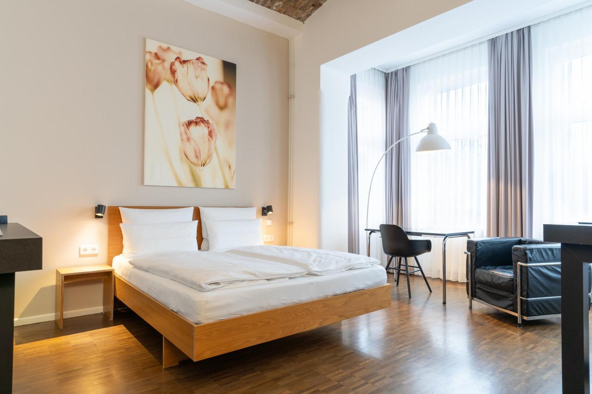 Double Room for Single Use,1586117392:JPEG