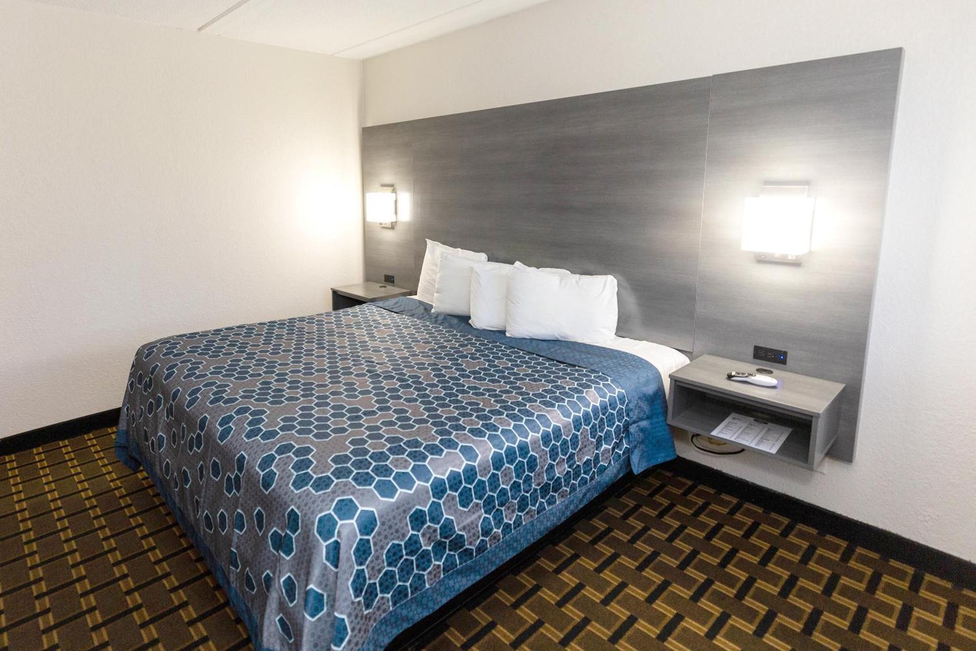 Standard King Room