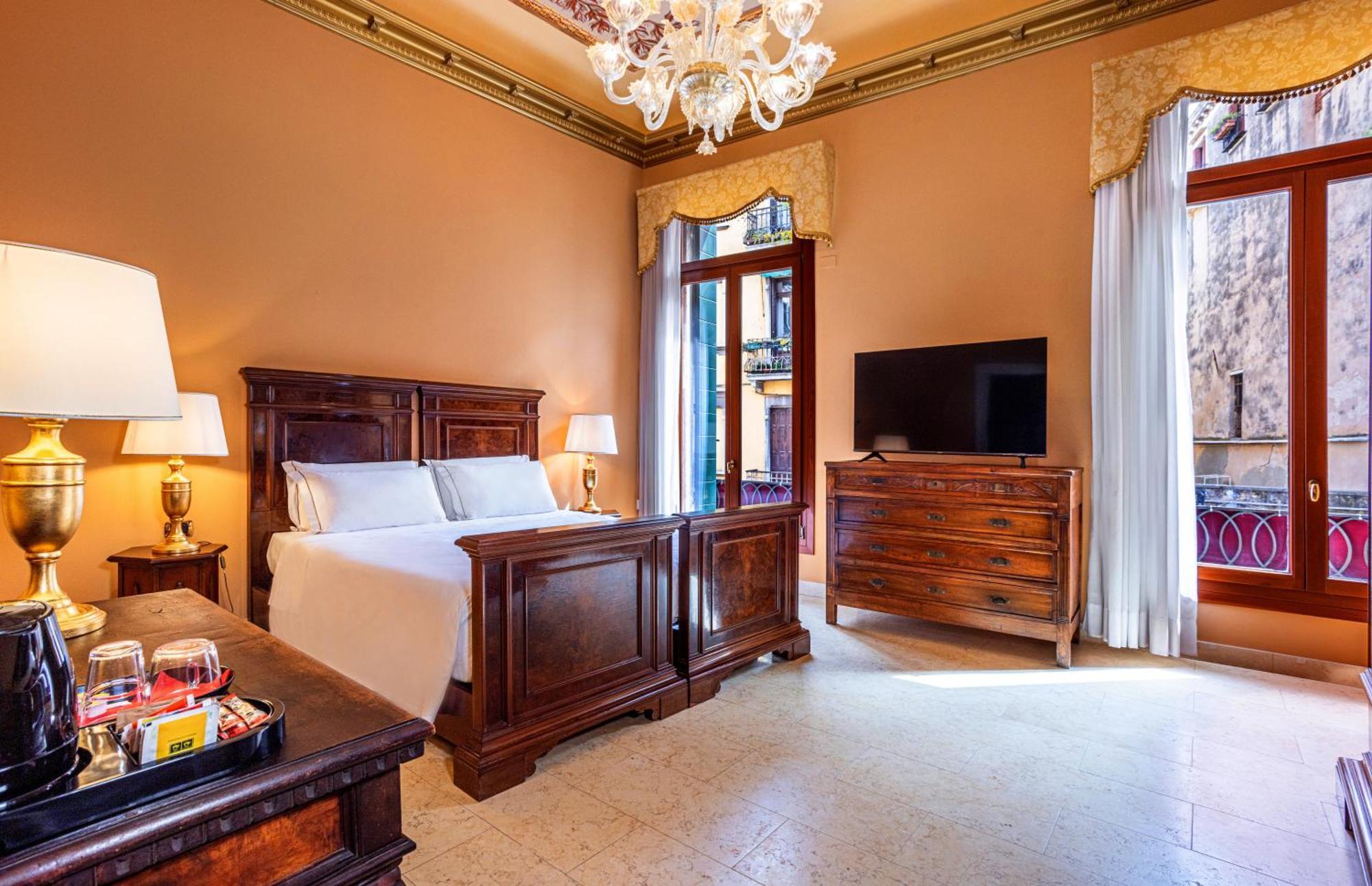Deluxe Suite,1586143006:JPEG