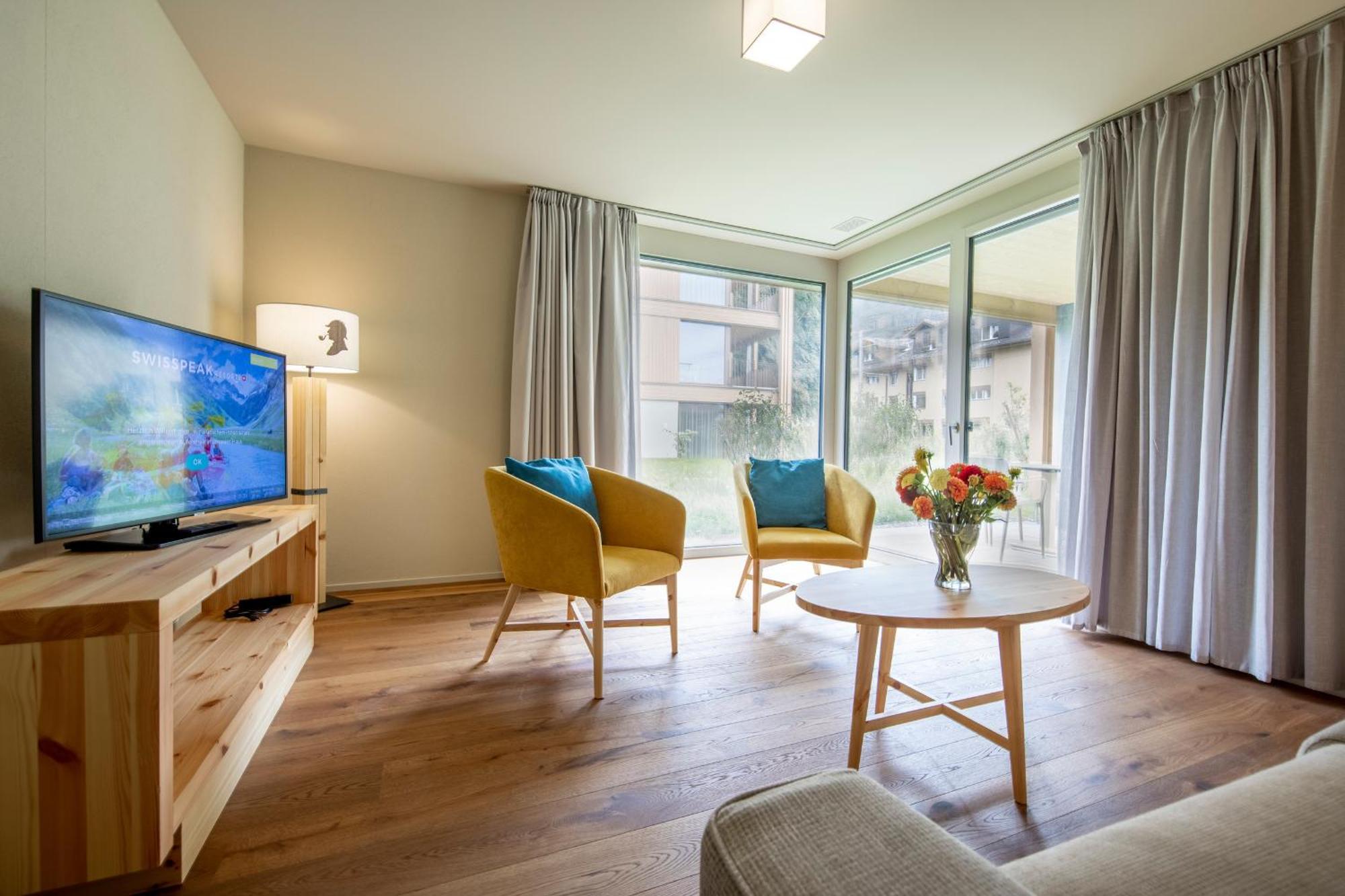 Three-Bedroom Apartment,1586359816:JPEG