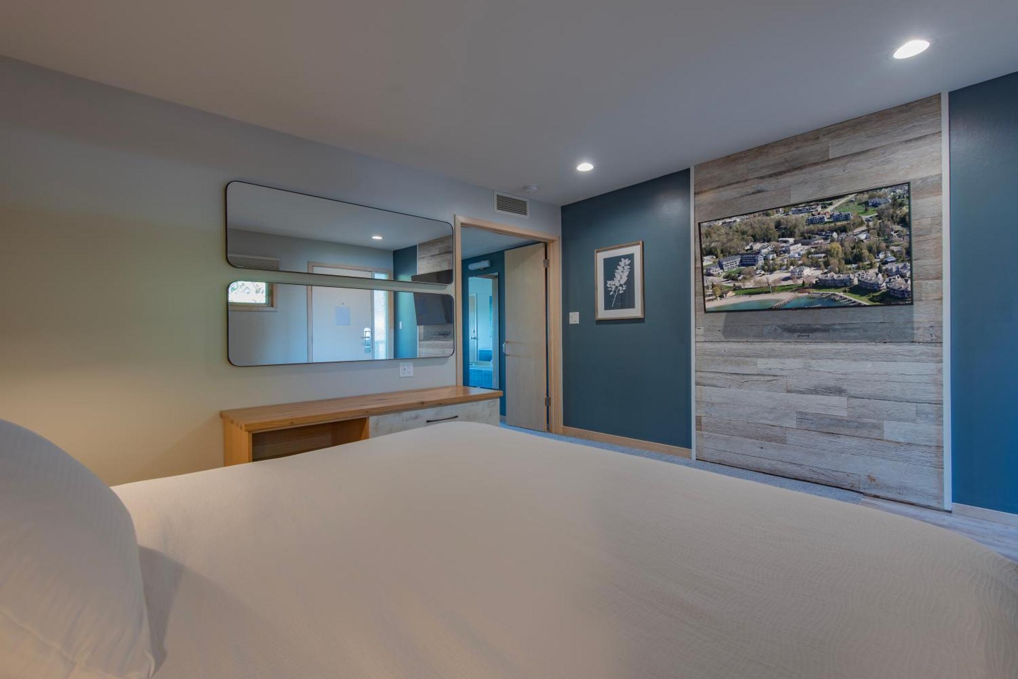 King Suite Hot Tub