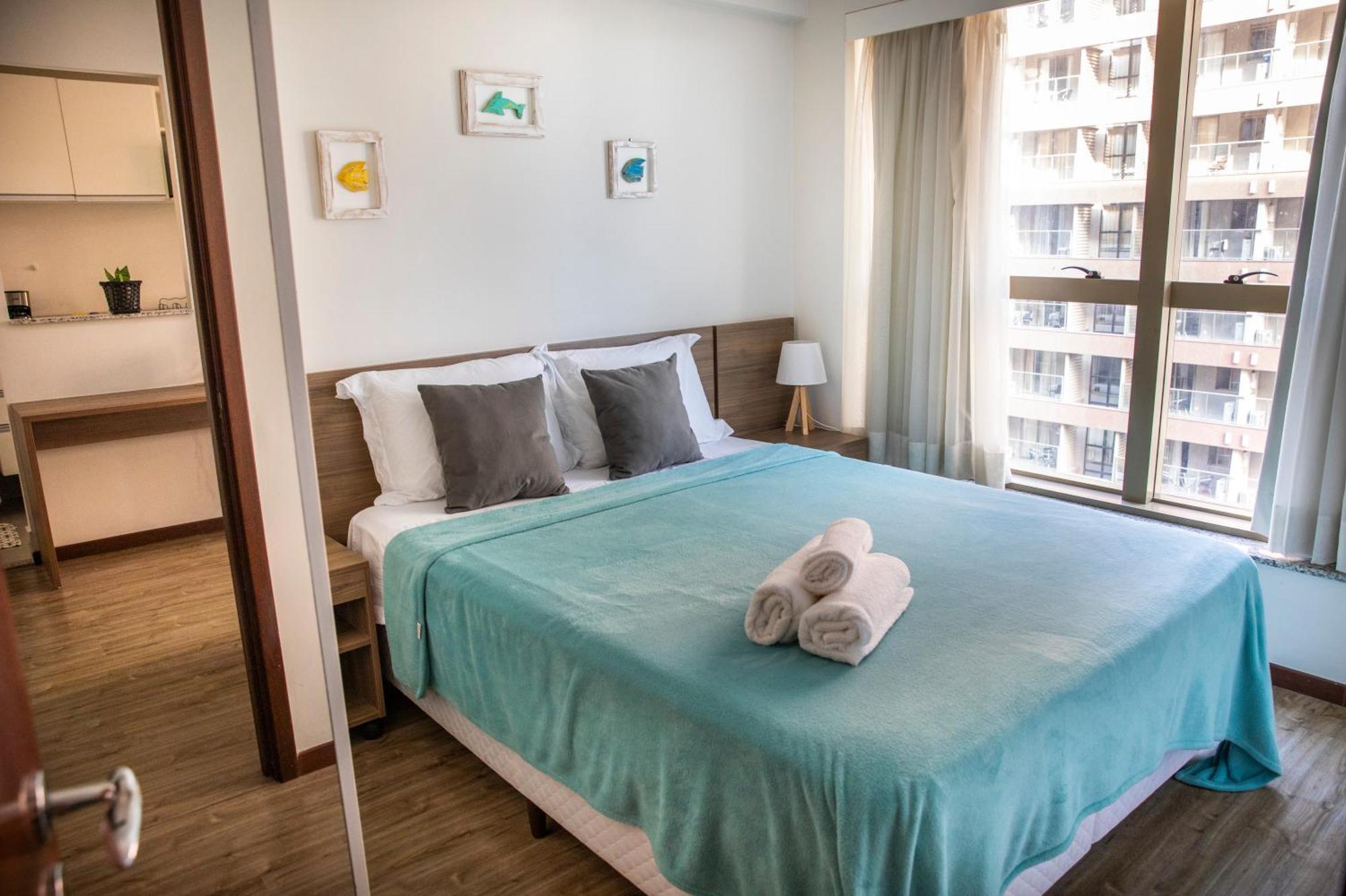 Apartamento com Varanda