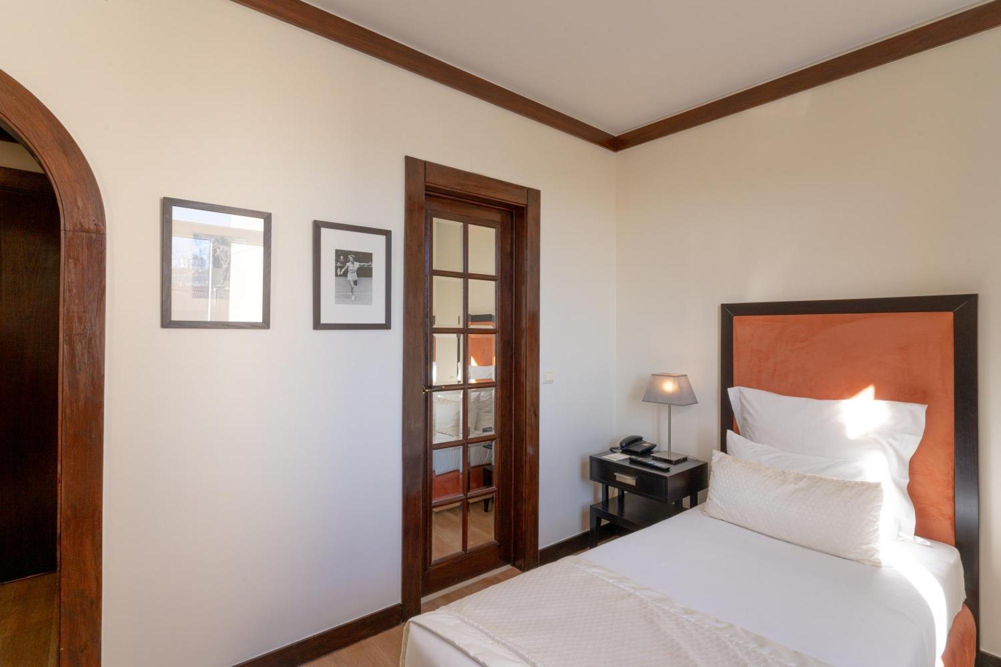 Single Room,1587493276:JPEG