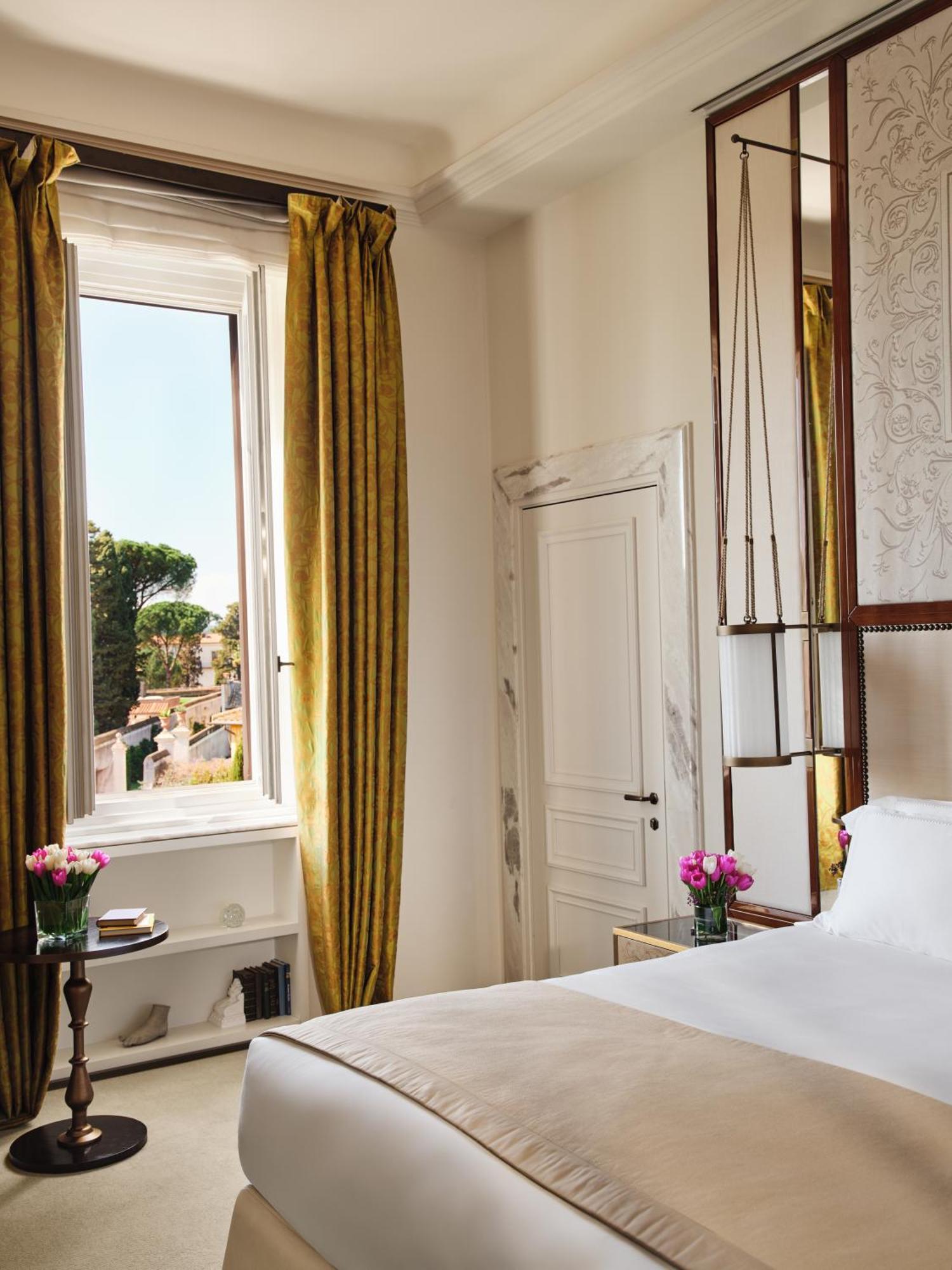 Classic Double Room City View