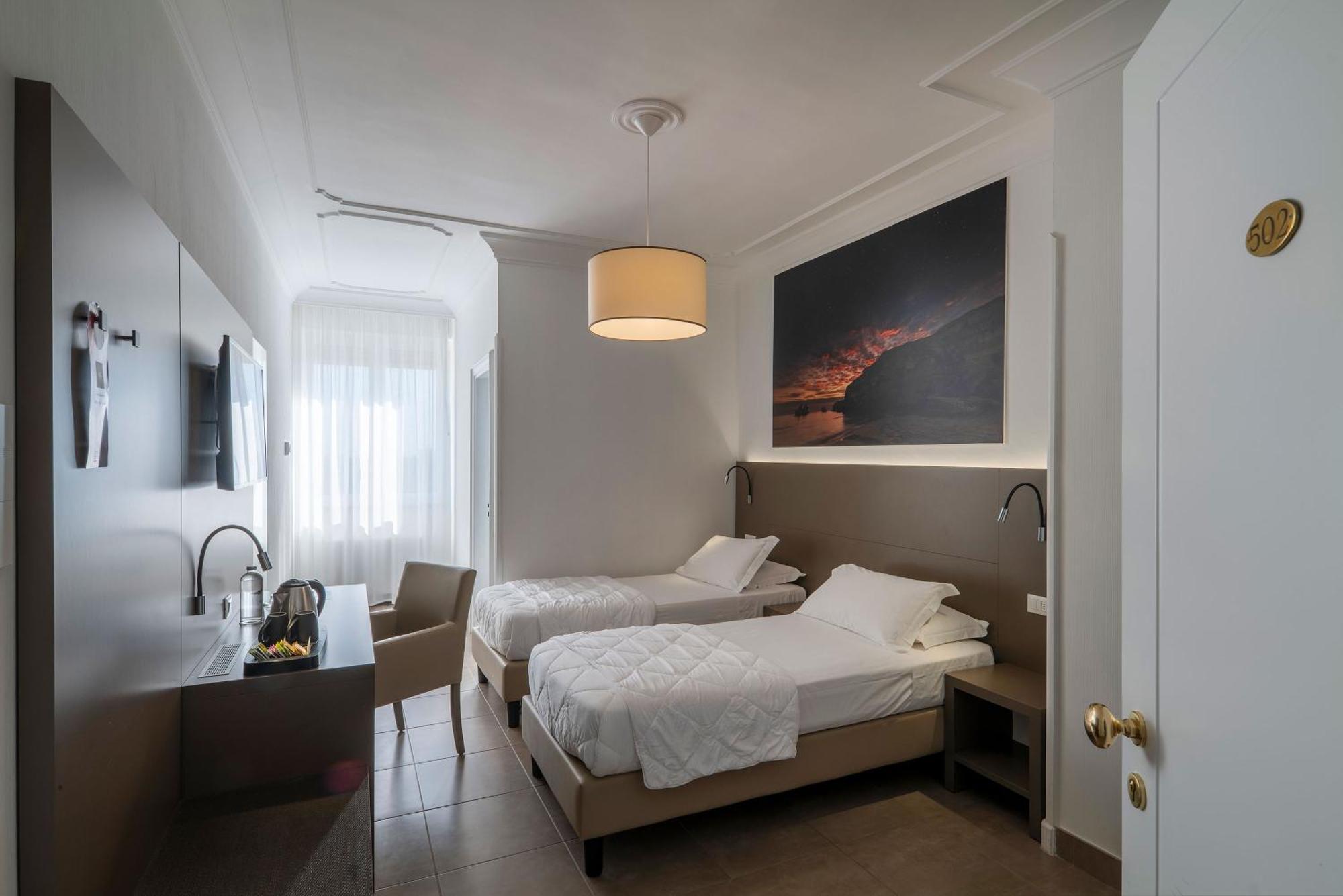 Standard Double or Twin Room,1499046988:JPEG
