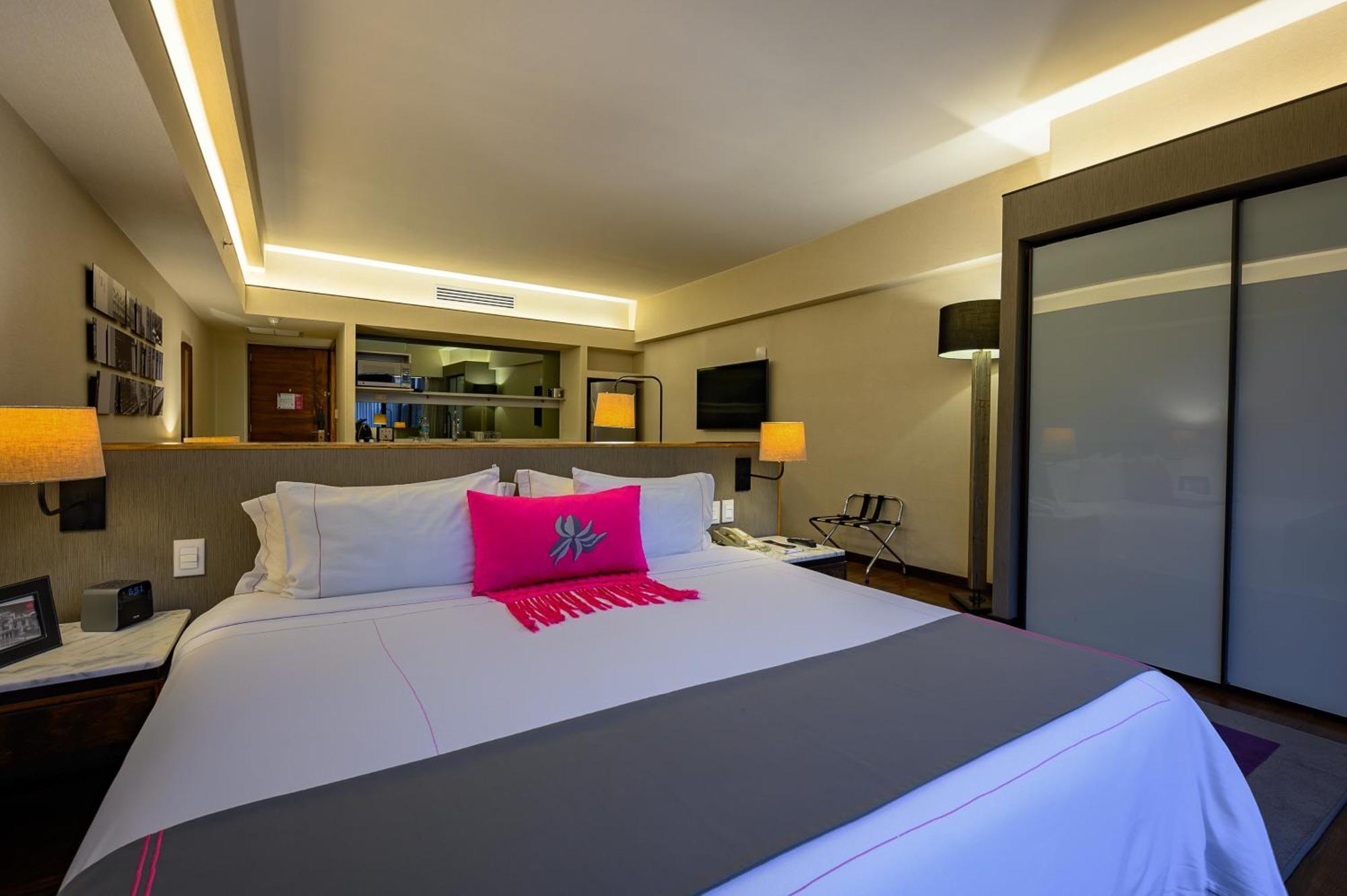 Premium Suite