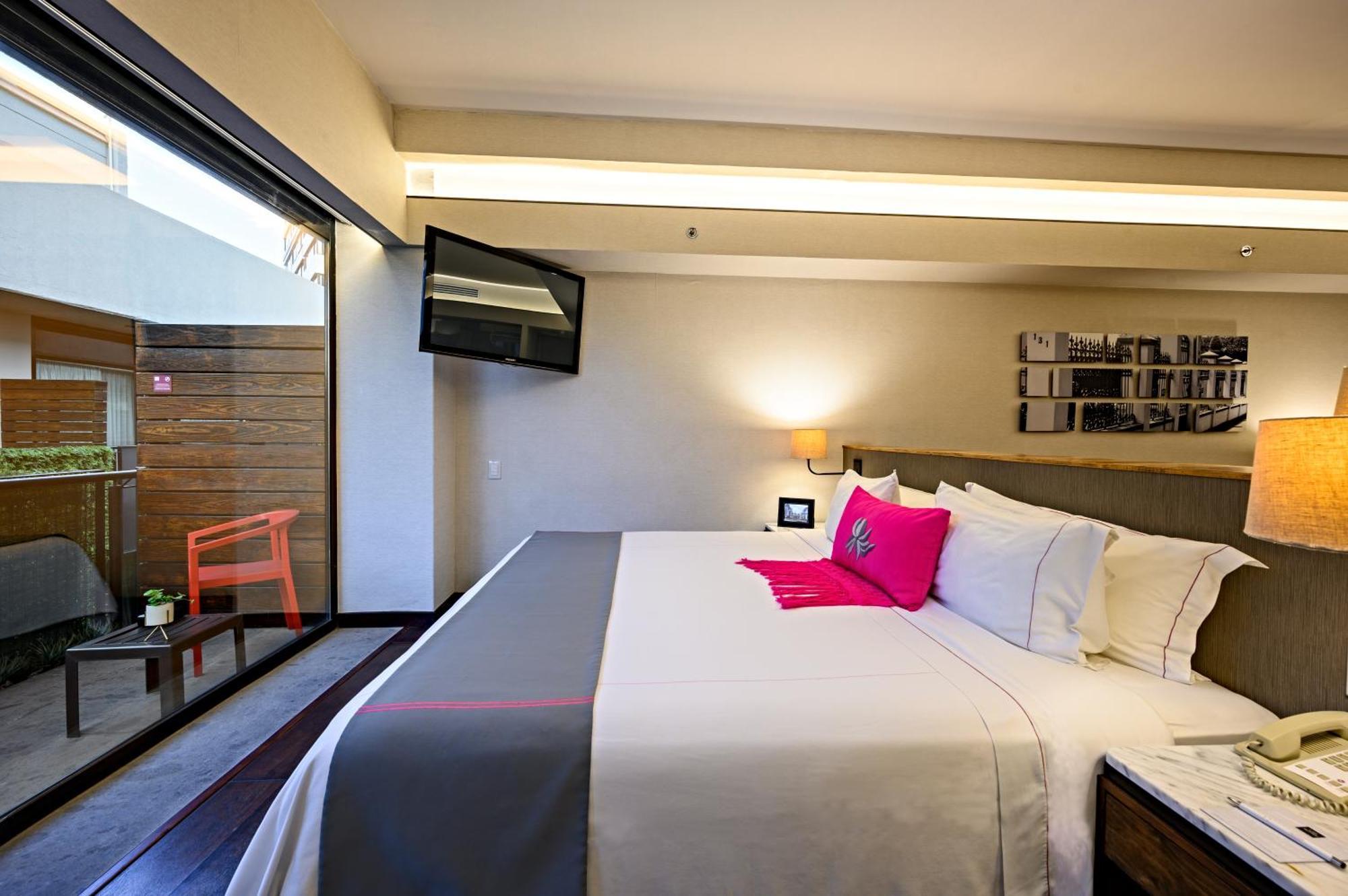 Premium Suite