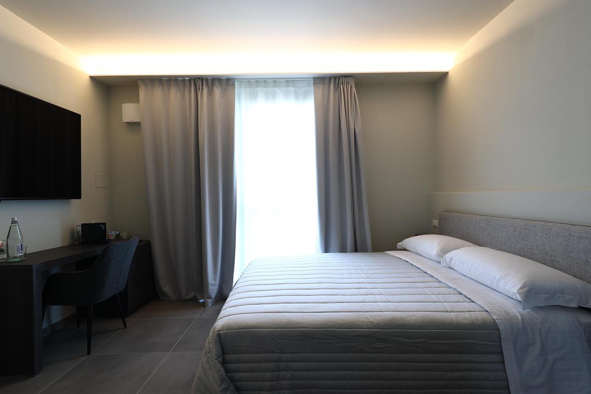 Deluxe Double Room Extra Bed
