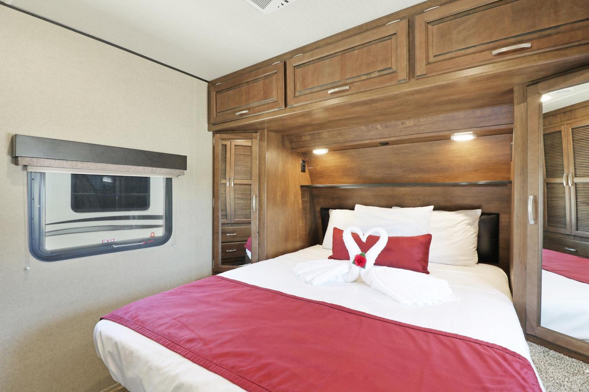 Vacation Camper 2 Bedroom No Pets