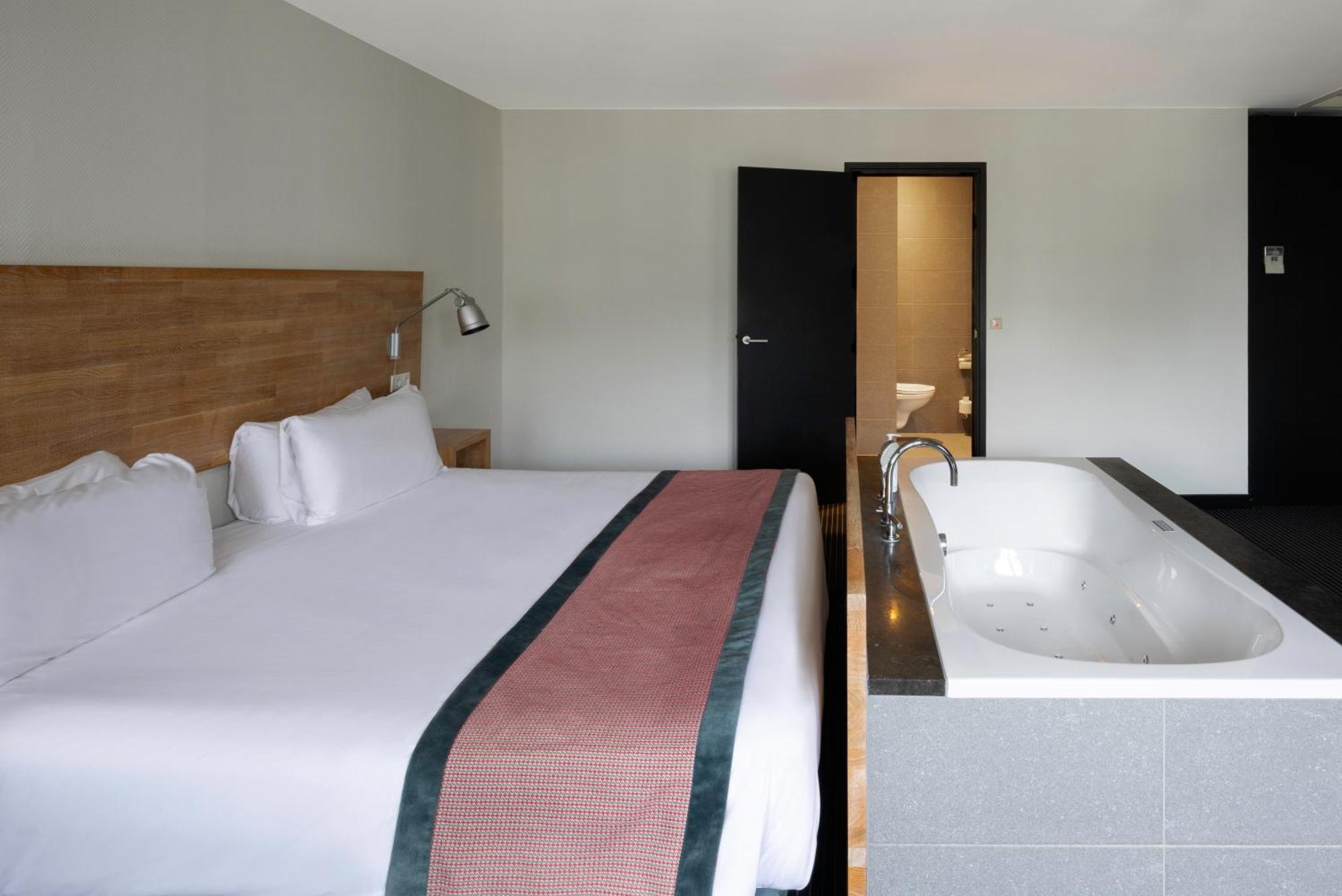 Suite Junior con bañera de hidromasaje