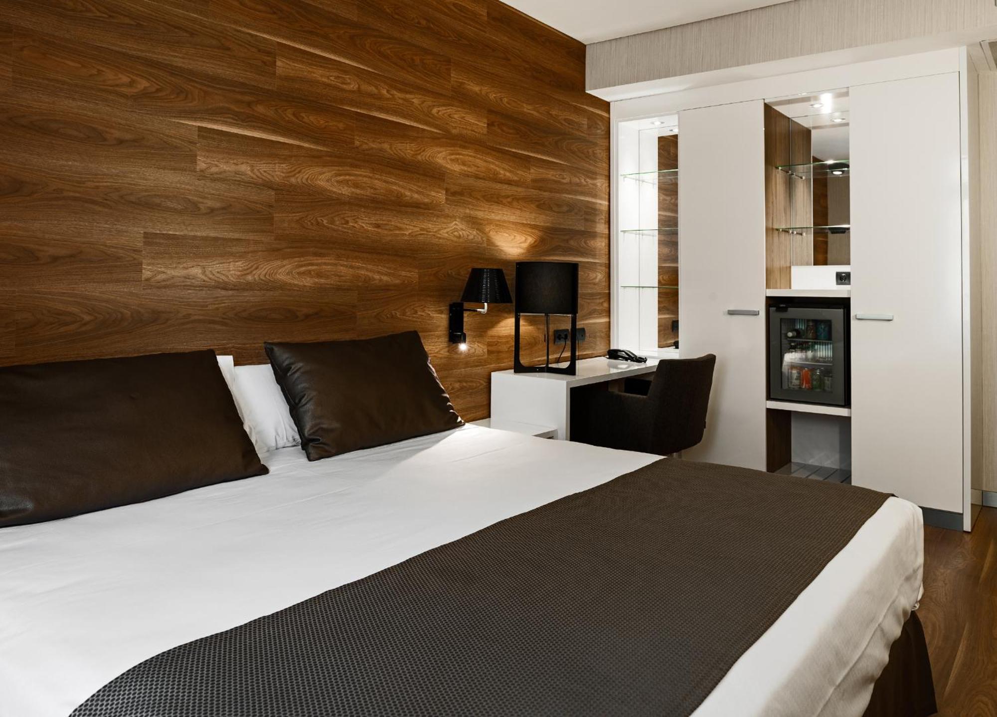 Double or Twin Room Street View