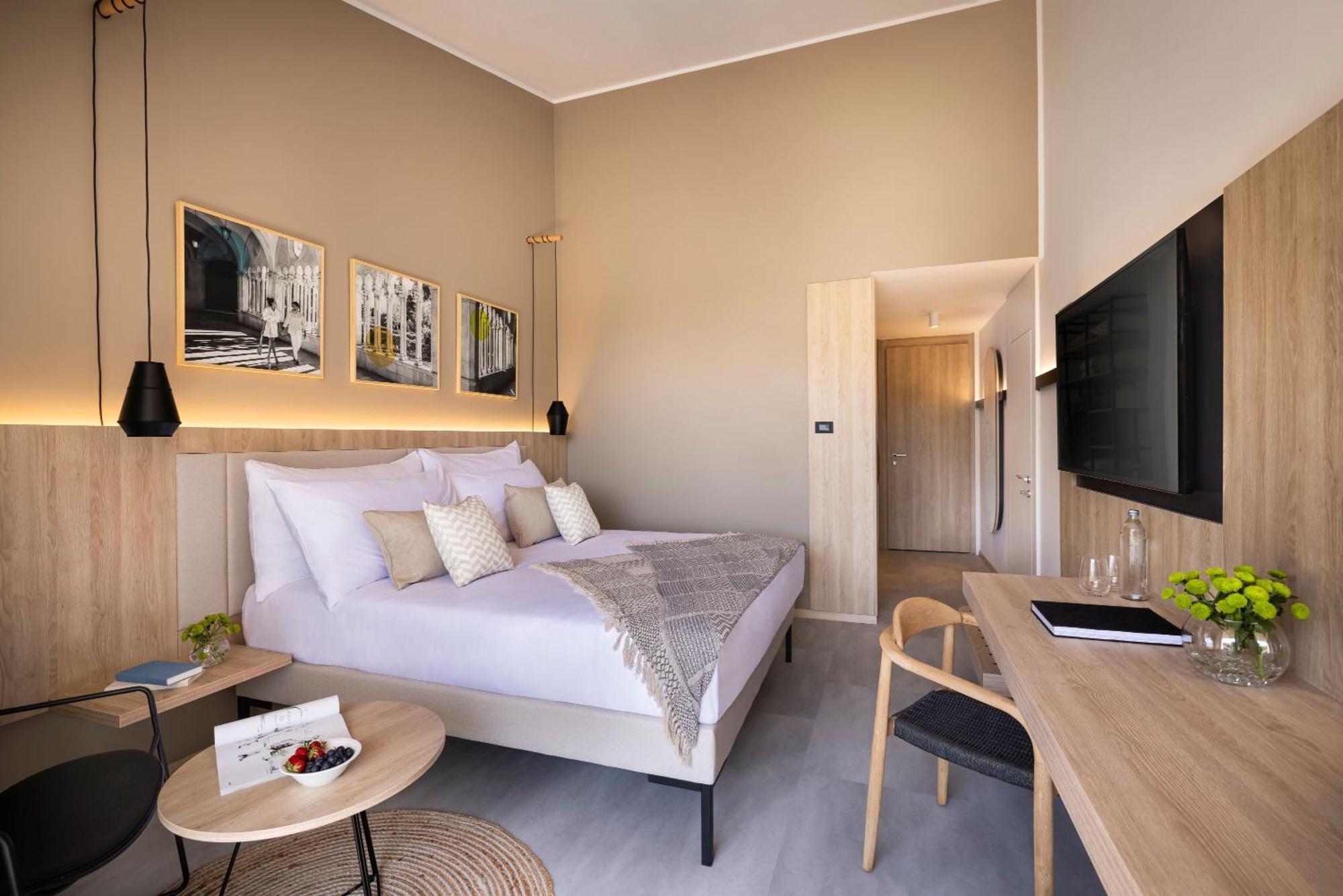 Superior Room 21