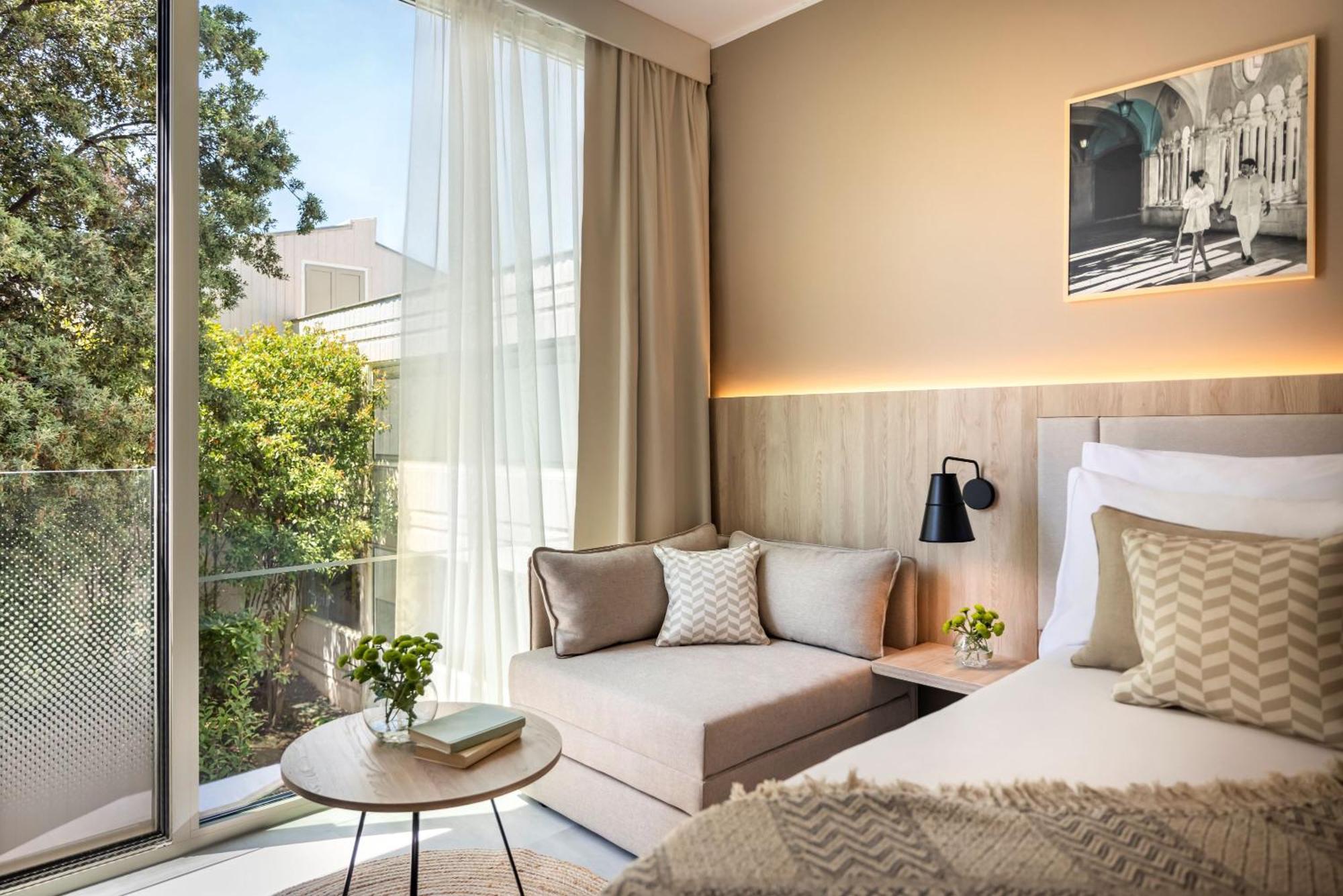 Room 21