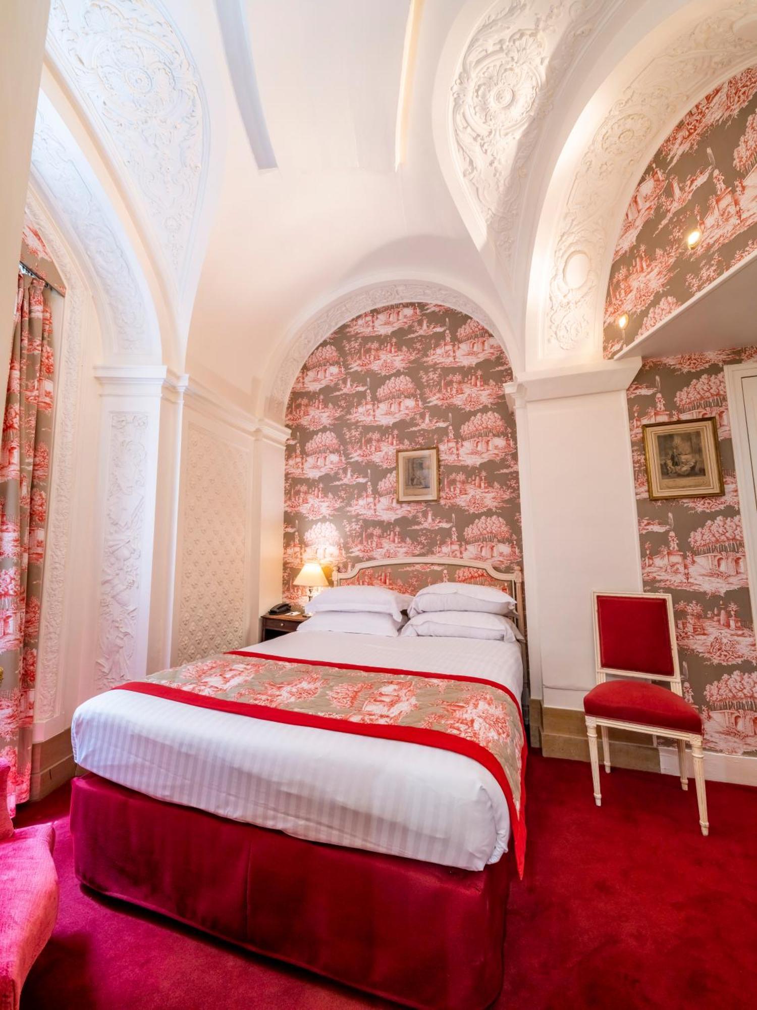 Traditional Double Room Pavillon area