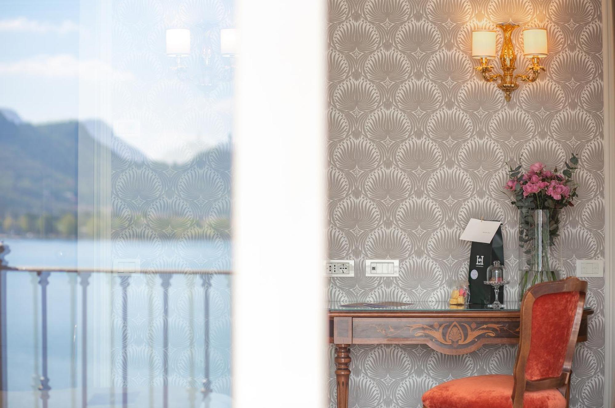 Deluxe Double or Twin Room with Lake View